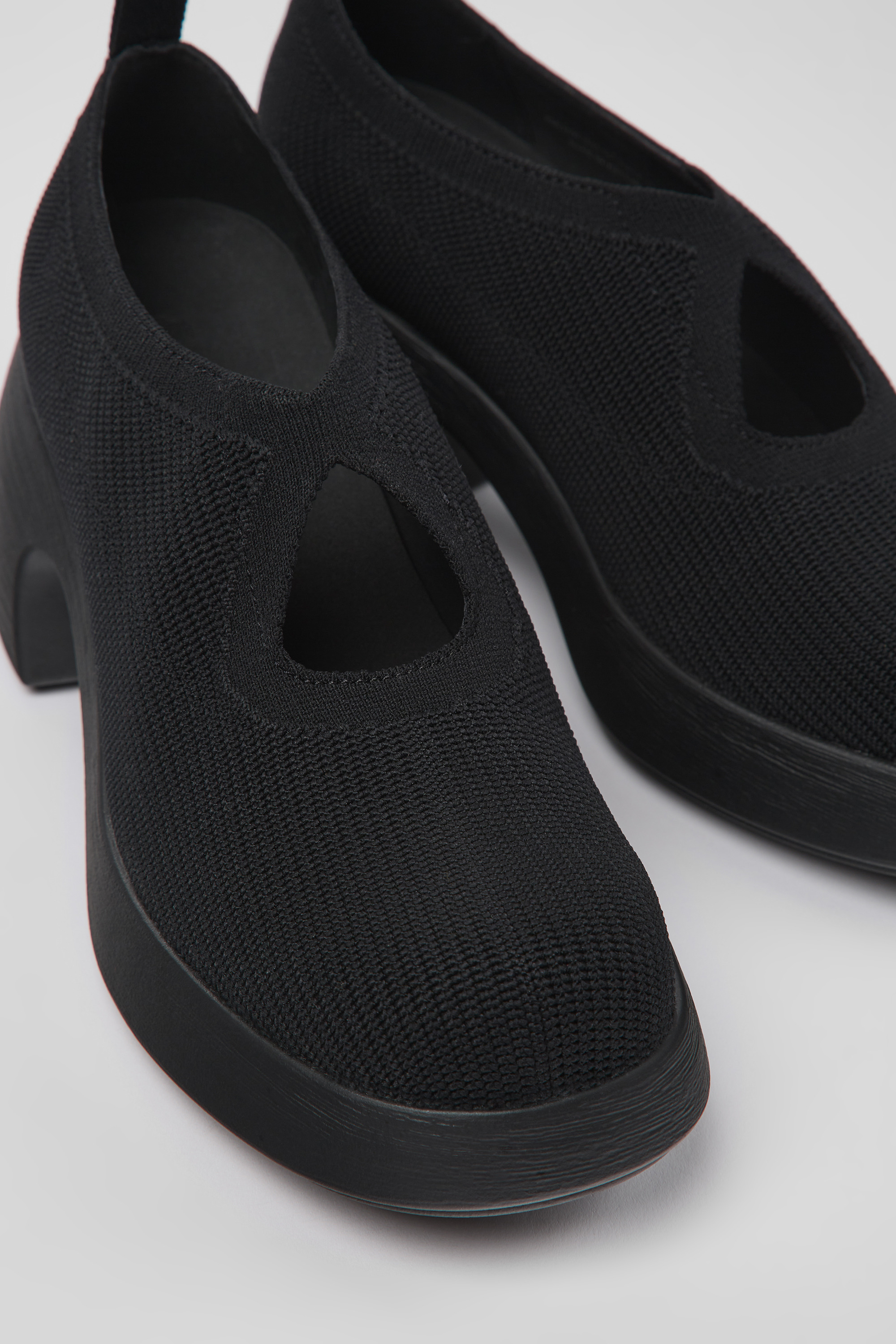 Thelma - Black one-piece knit shoes for women
