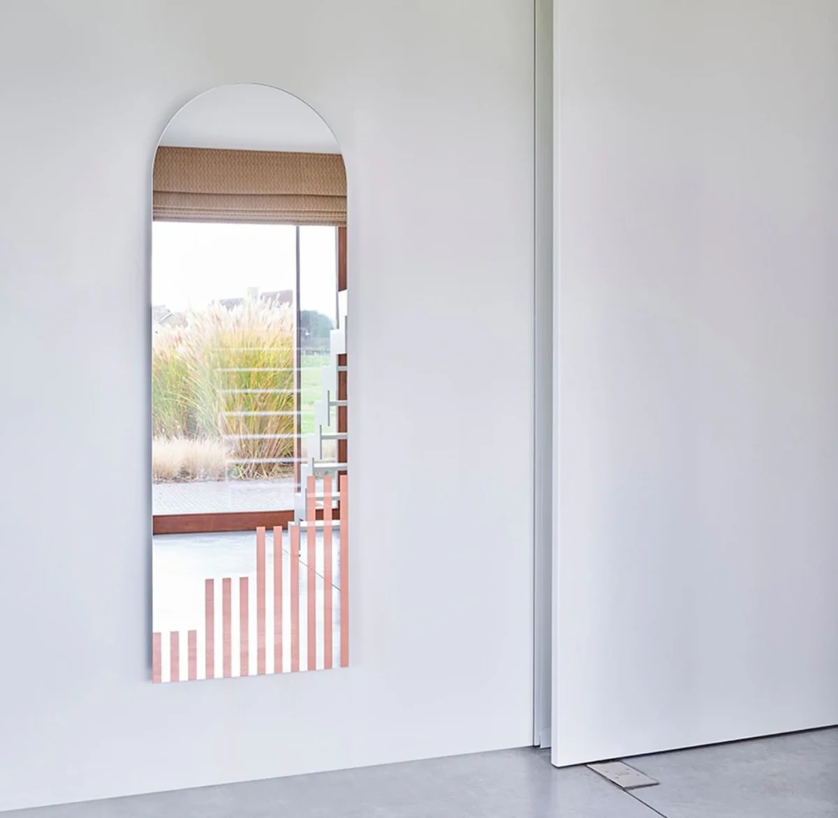 Casa Padrino espejo de pared de dise?o rayas rosa claro 50 x 1 x A. 150 cm - Espejo de sal¨®n - Espejo de dormitorio - Espejo de armario - Muebles de Dise?o