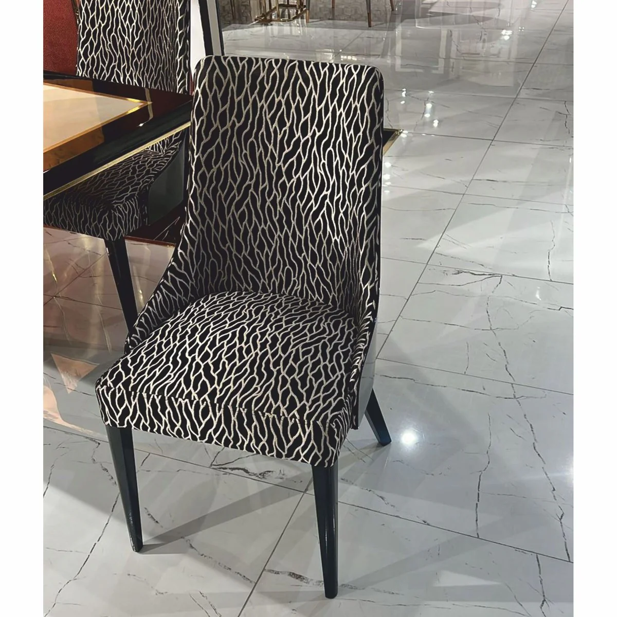 Casa Padrino Conjunto de Comedor de Lujo - Mesa y 6 Sillas - Muebles de Comedor