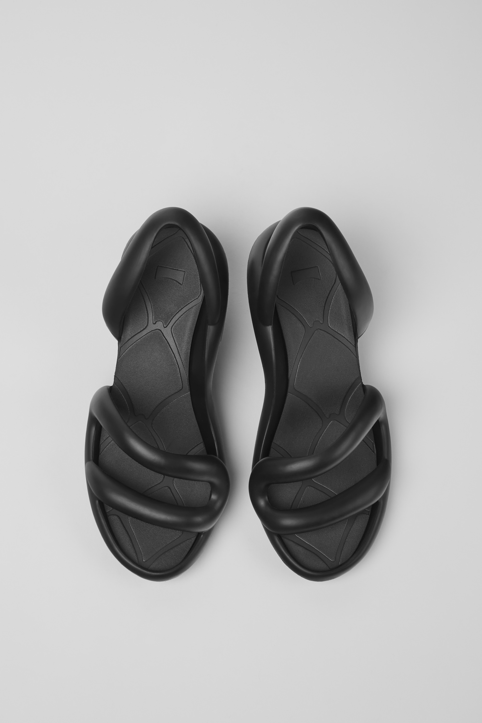Kobarah - Black unisex sandals