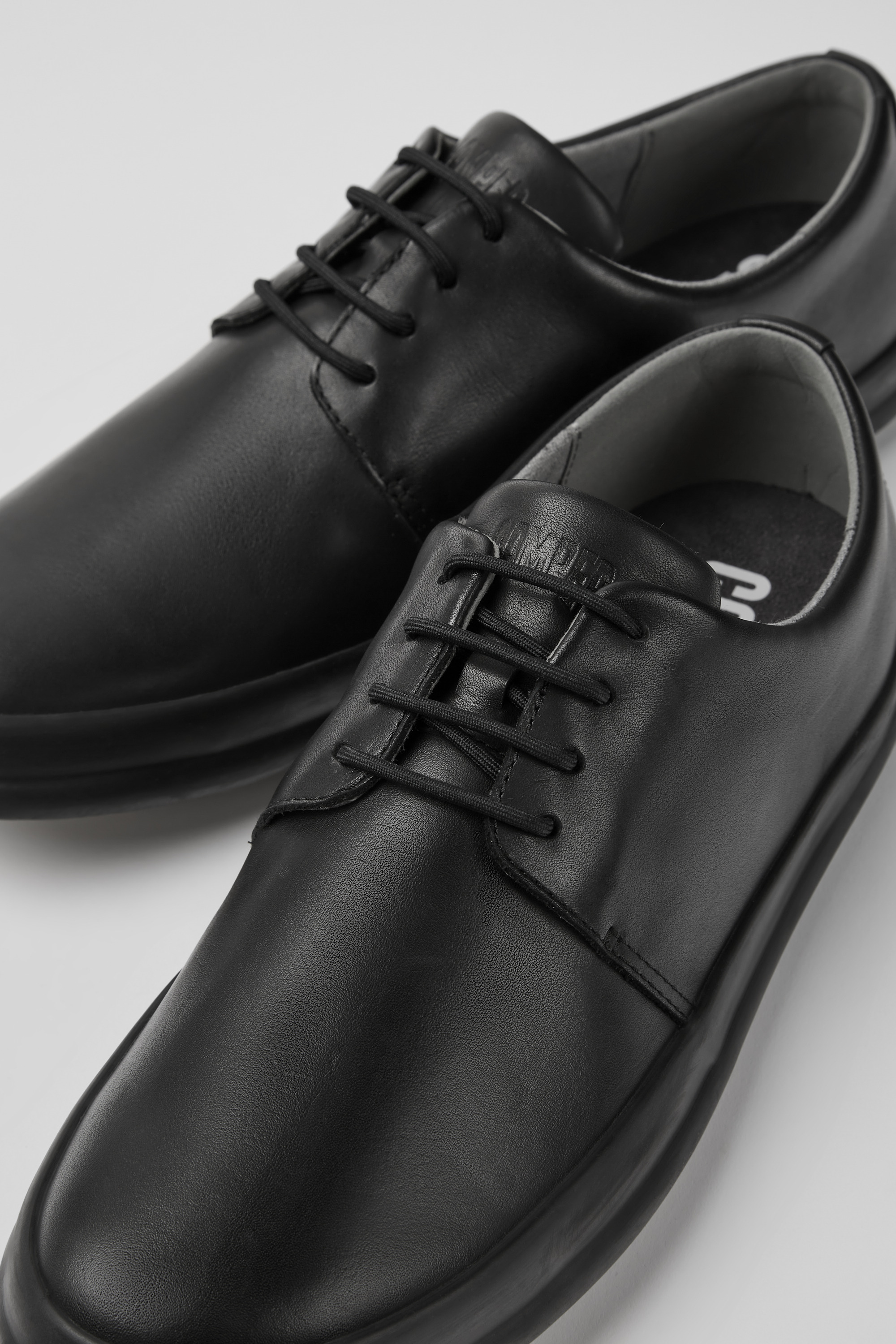 Chasis - Black leather shoes for men