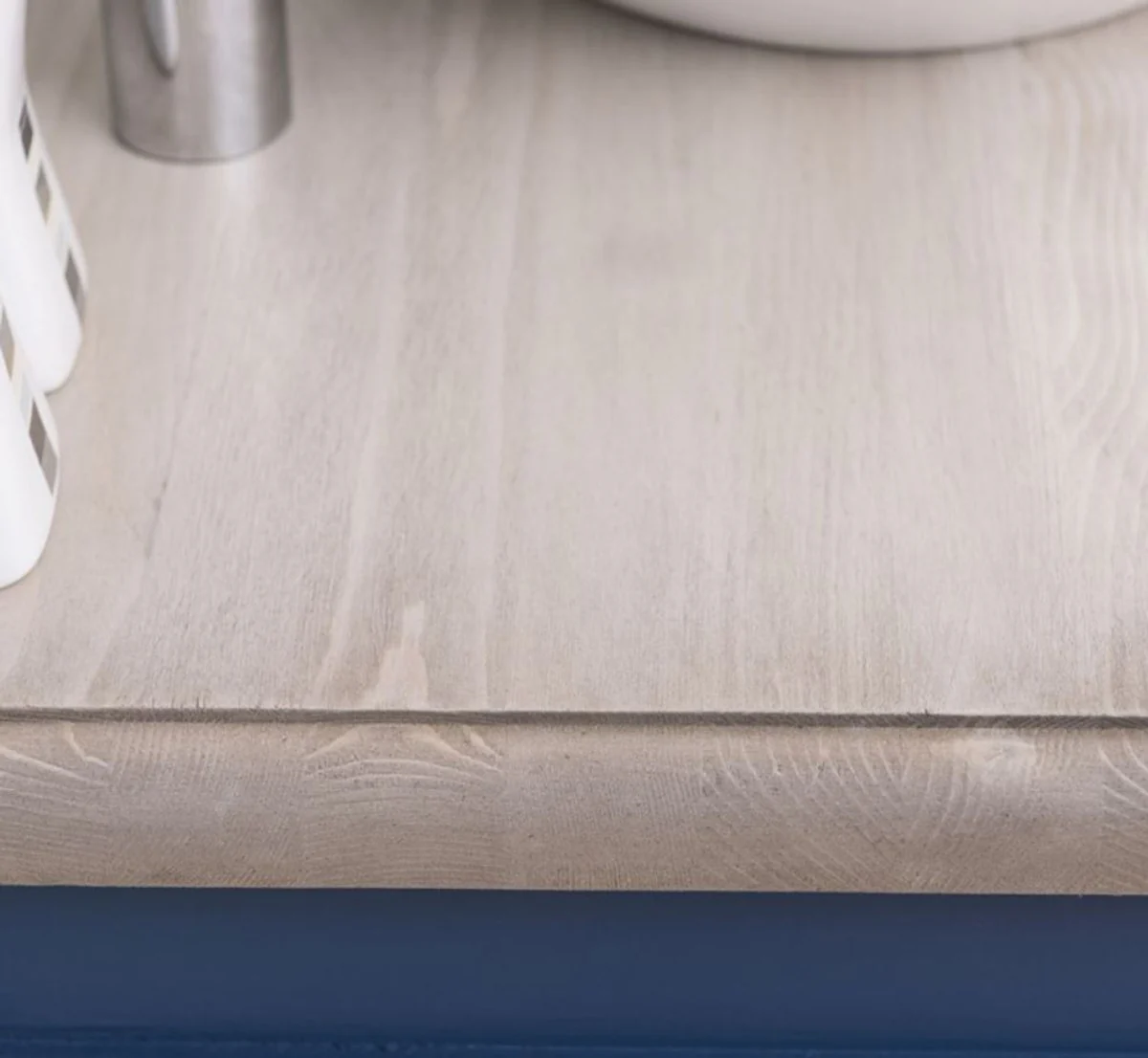 Casa Padrino Conjunto de Baño de Estilo Campestre Azul / Gris Claro - 1 Gabinete del Fregadero y 1 Espejo de Pared - Muebles de Baño de Madera Maciza en Estilo Campestre