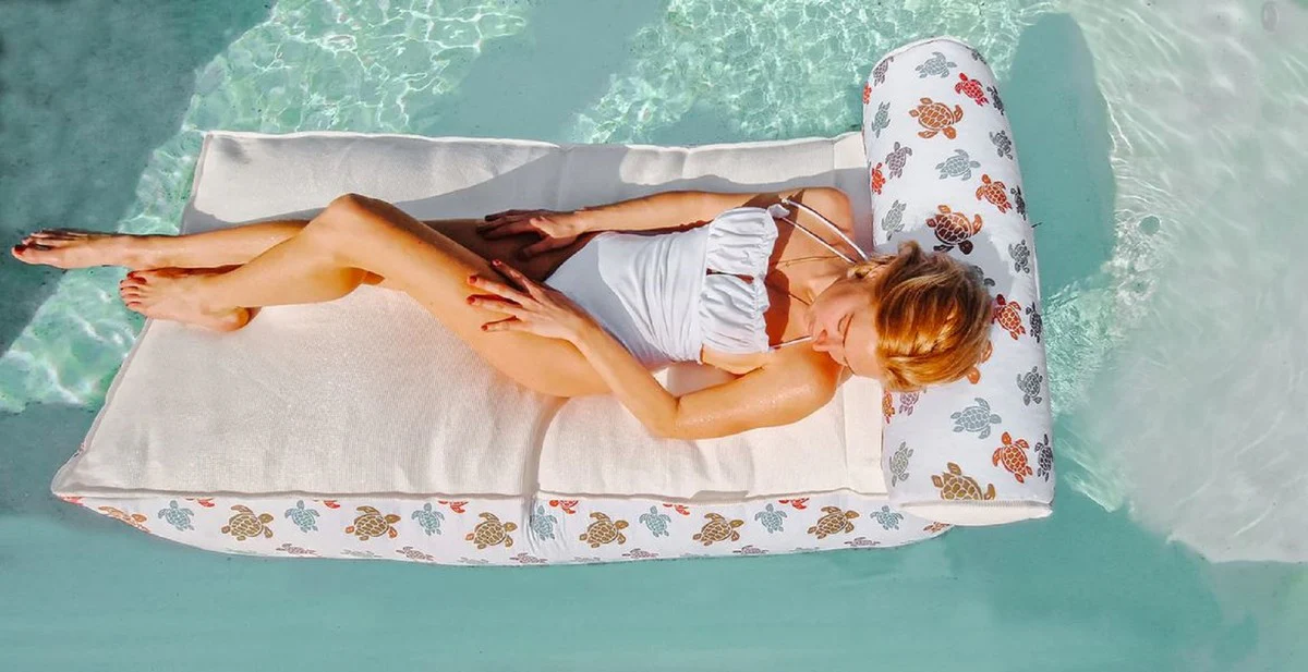 Casa Padrino tumbona de agua de lujo con reposacabezas blanco / colorido 180 cm