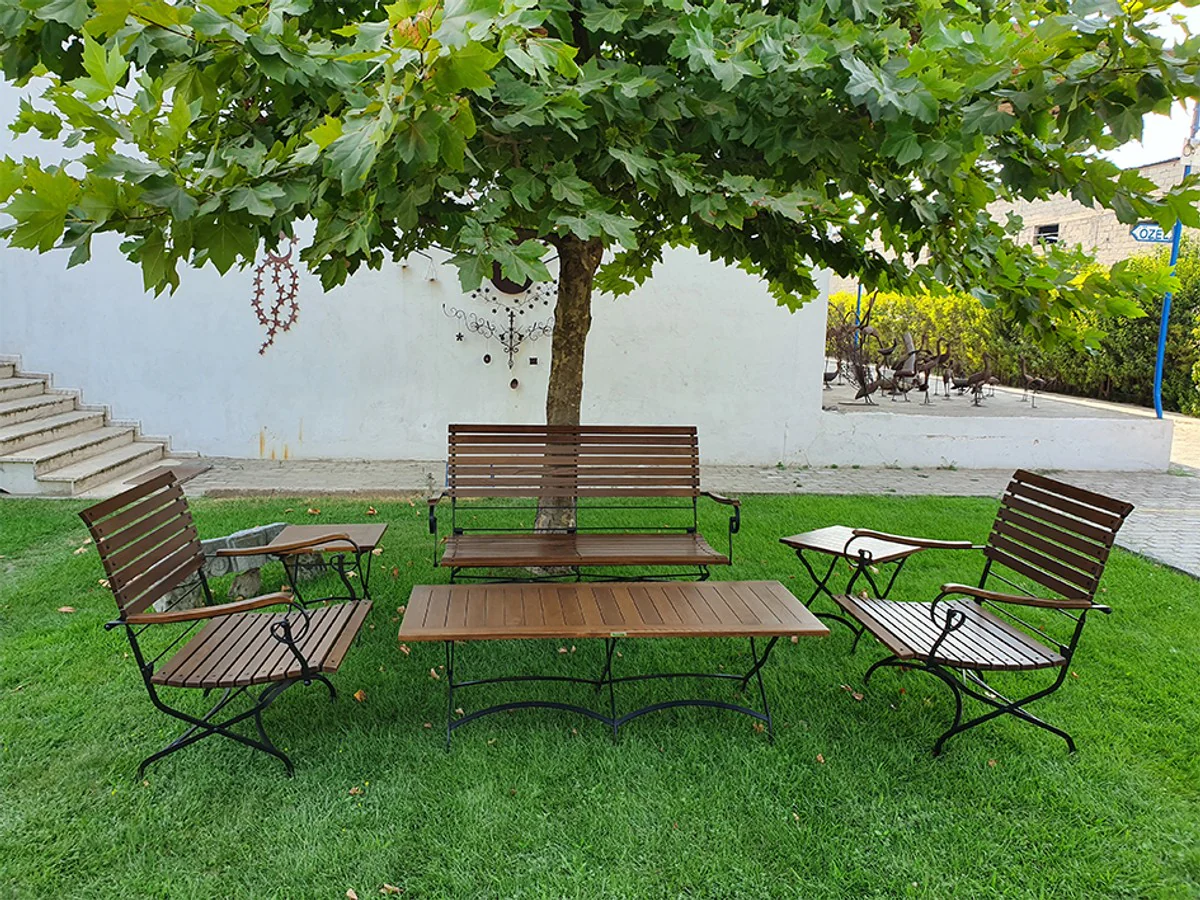 Casa Padrino Silla de Jard¨ªn Art Nouveau Marr¨®n Oscuro / Negro 86 x 62 x A. 96 cm - Silla de Jard¨ªn Plegable - Muebles de Jard¨ªn de Madera y Hierro - Muebles de Jard¨ªn Barrocos y Art Nouveau