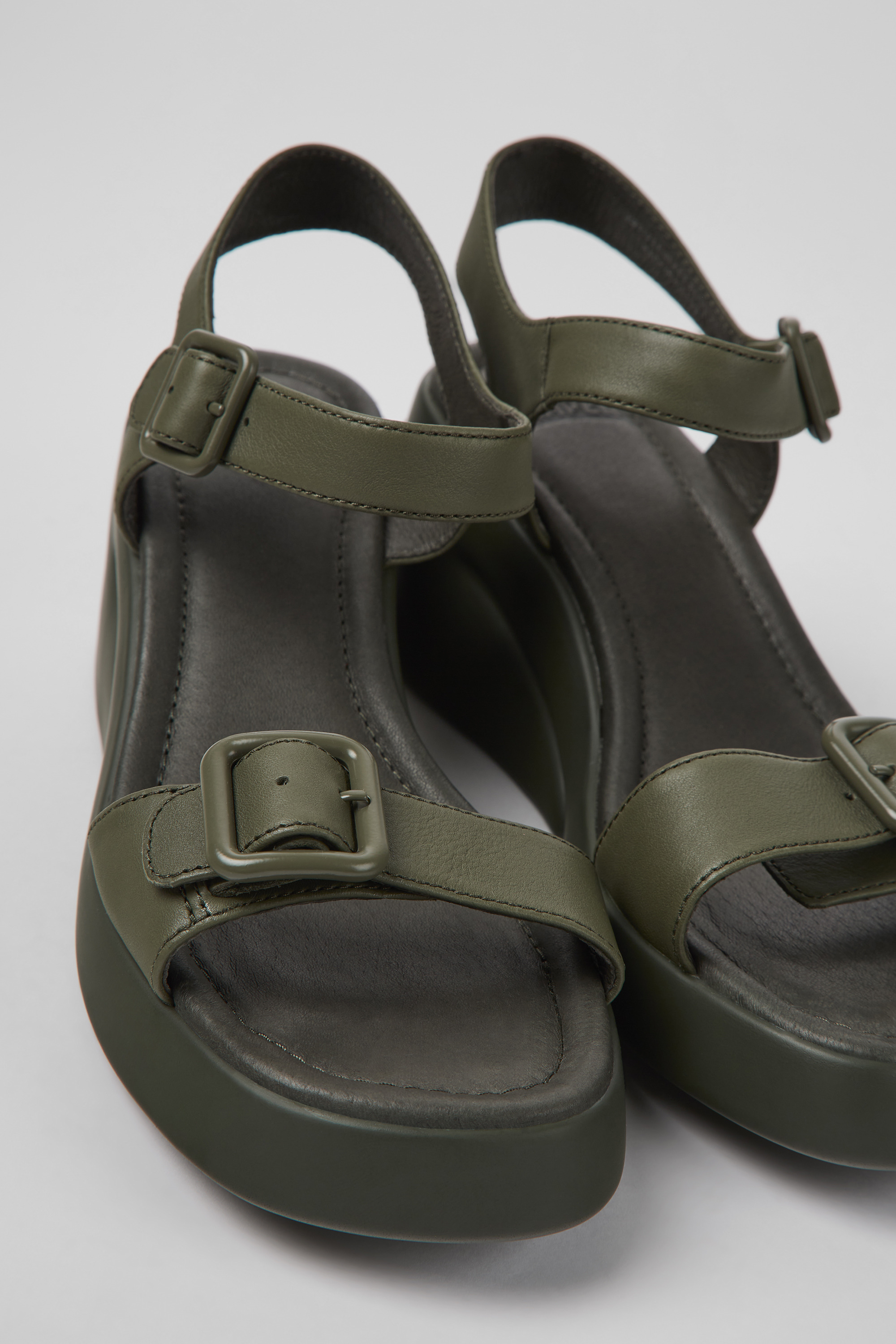 Kaah - Green leather sandals for women