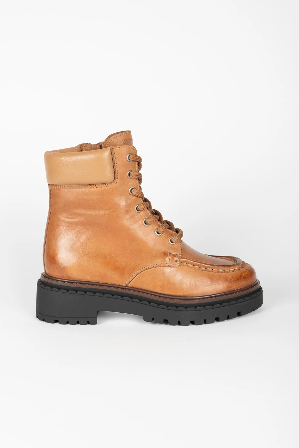 Rivera-spain Bota Varese camel