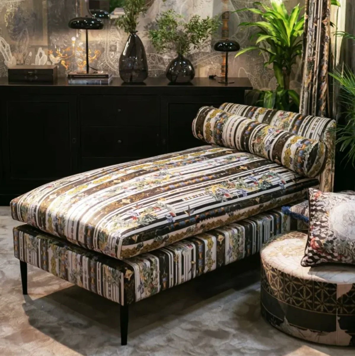 Casa Padrino Chaise Longue de Lujo con Rayas Multicolor / Negro 84 x 164 x A. 80 cm - Sal¨®n Reclinable - Recamier - Muebles de Sal¨®n - Muebles de Lujo