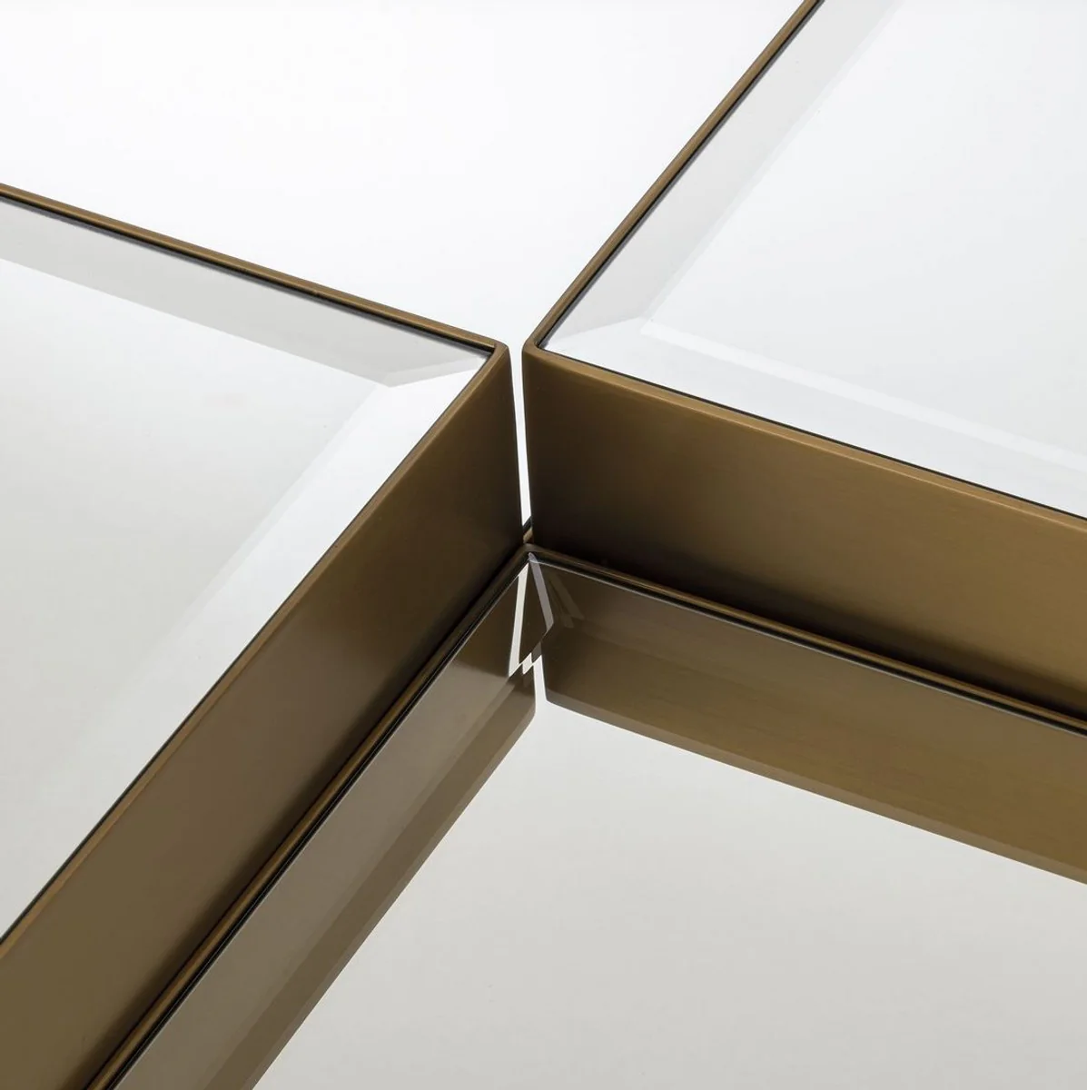 Casa Padrino conjunto de mesa de centro de acero inoxidable de lujo con tableros de vidrio espejo lat¨®n / negro - Muebles de Sala - Muebles de Lujo