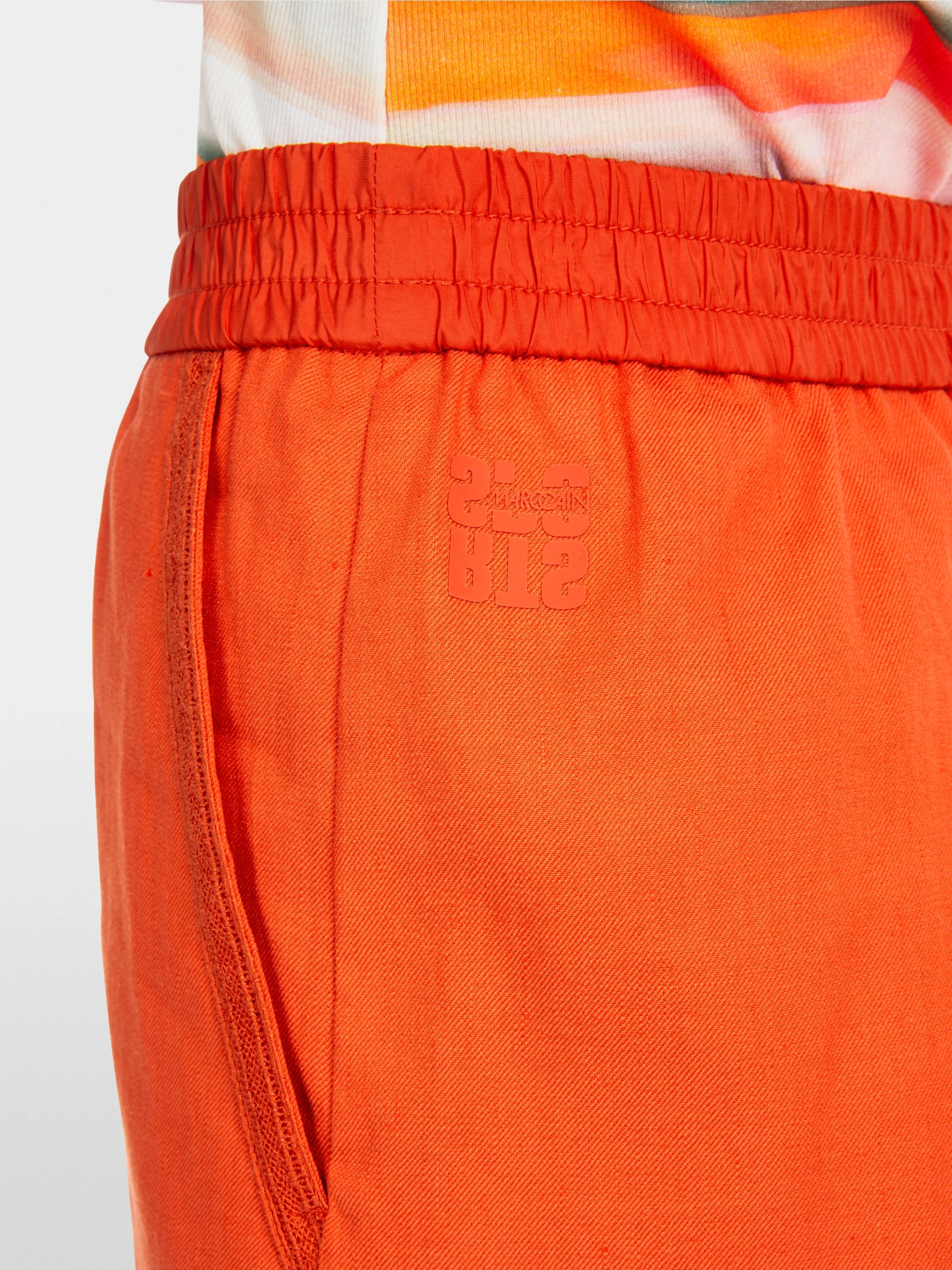 Marc-Cain WILLMAR shorts with linen