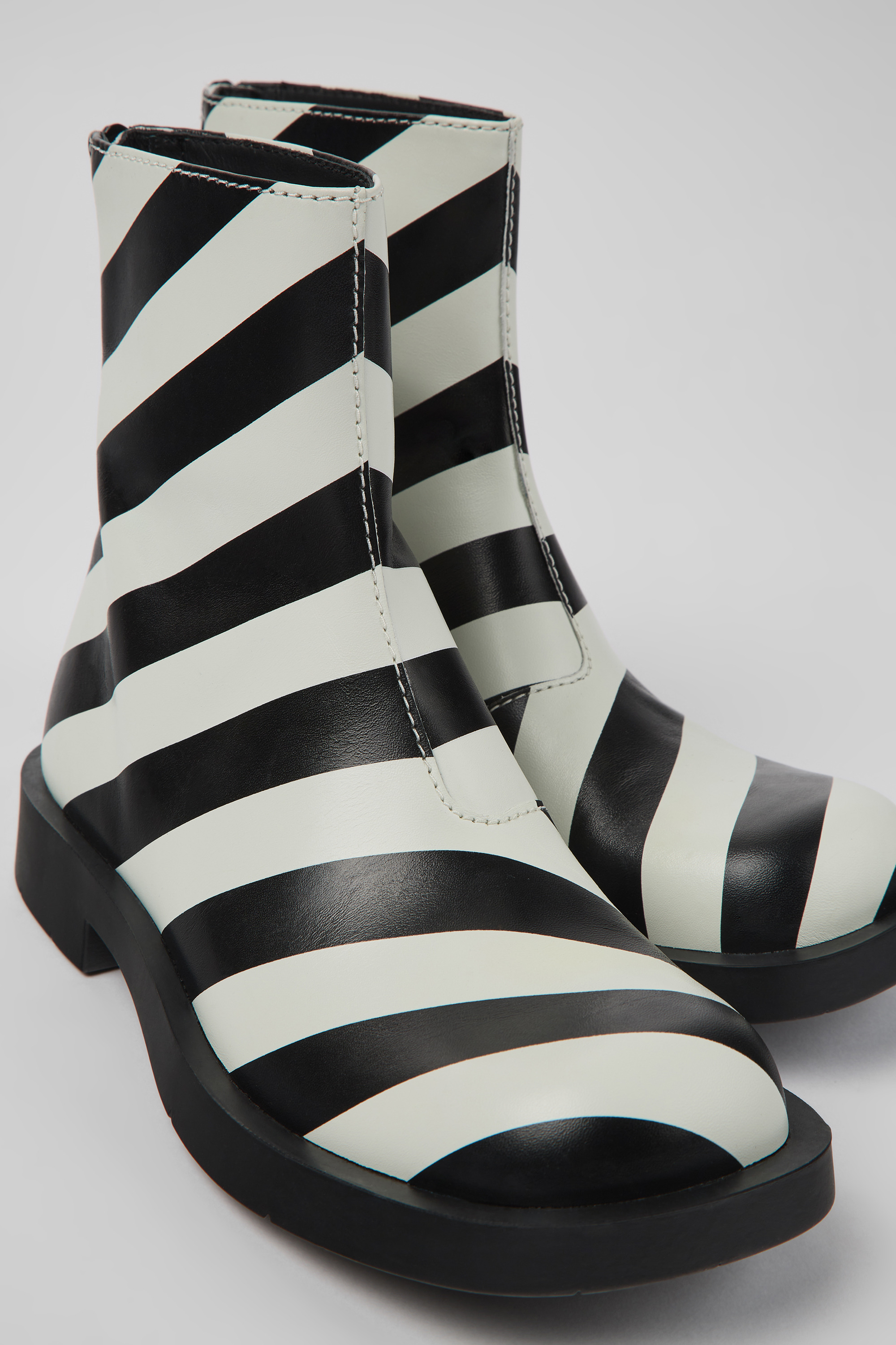 MIL 1978 - Black and white leather ankle boots for women