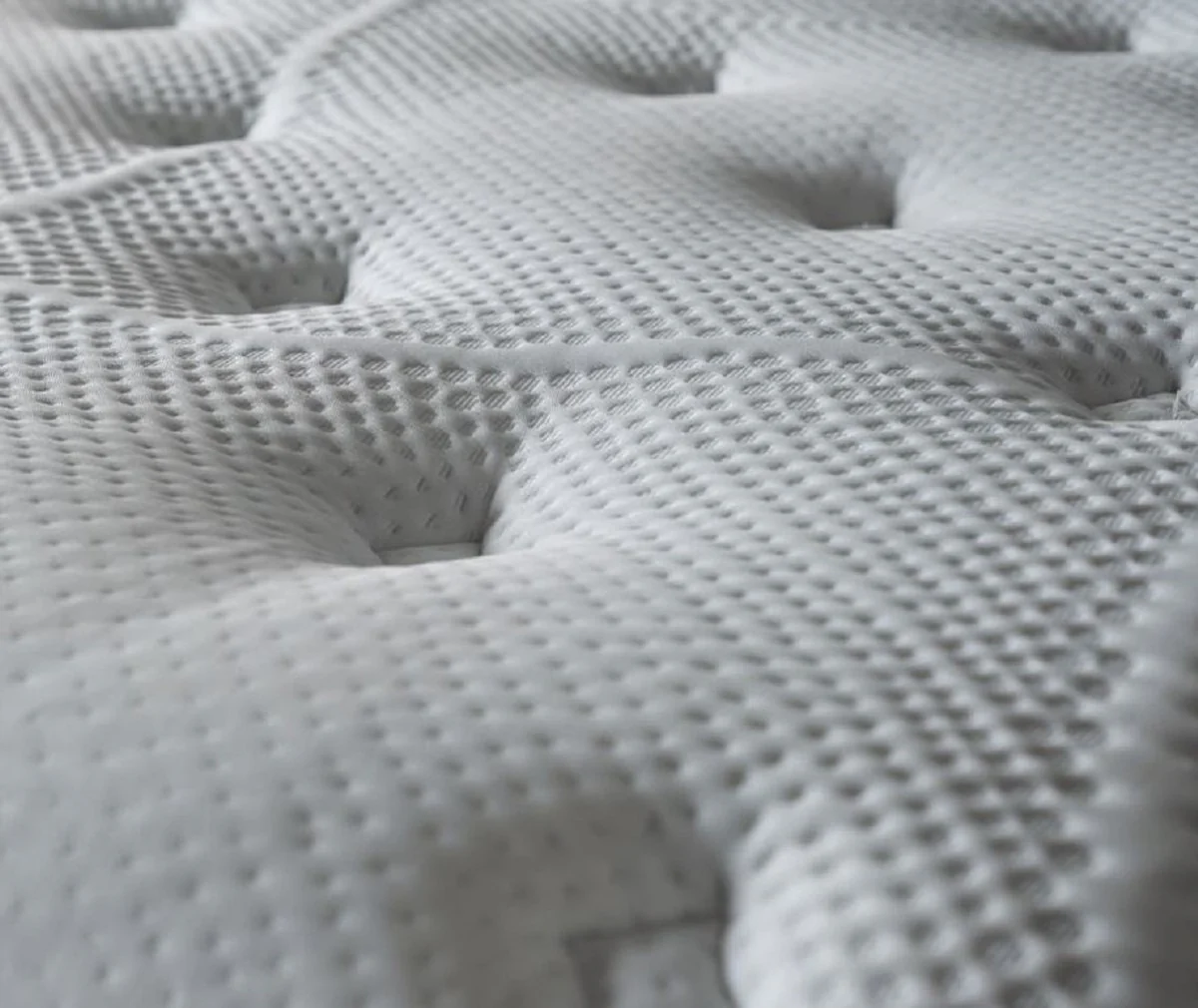 Casa Padrino cama doble de lujo gris / blanco / marron oscuro 180 x 200 cm - Cama de madera maciza con cabecero y colchón - Muebles dormitorio - Muebles hotel - Muebles de lujo - Interior de lujo