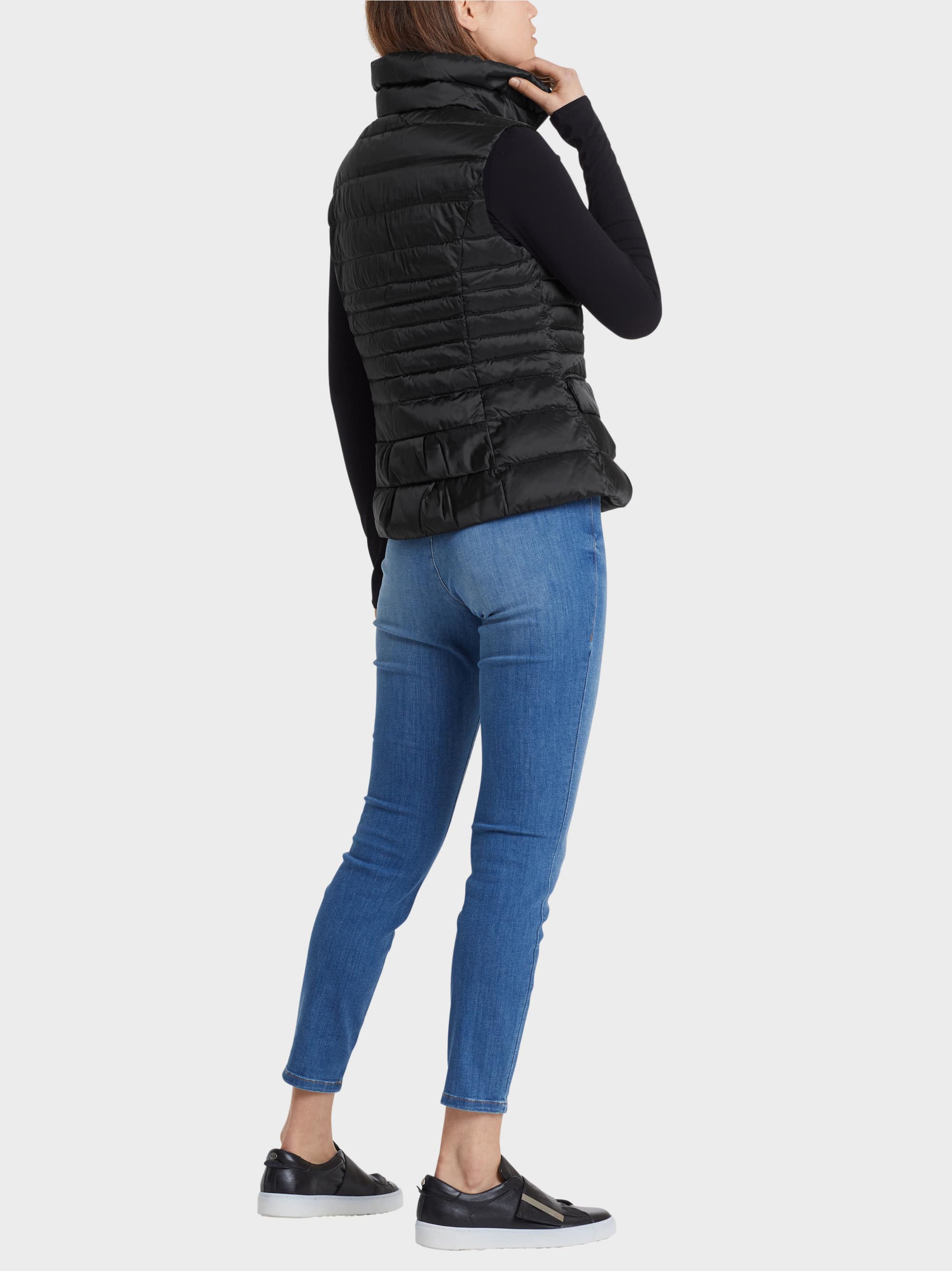 Marc-Cain Quilted waistcoat with down lining