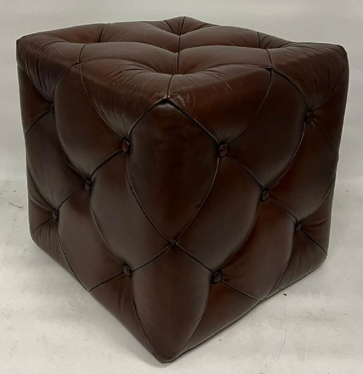 Casa Padrino Taburete de Cuero Chesterfield de Lujo Marron Oscuro 40 x 40 x A. 40 cm - Reposapi¨¦s de Cuero - Taburete Cubo de Cuero - Muebles de Cuero Genuina - Muebles de Lujo