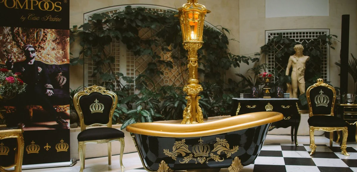 Pomp??s by Casa Padrino baroque lantern / floor lamp gold - Pomp??s baroque lantern designed by Harald Gl??ckler