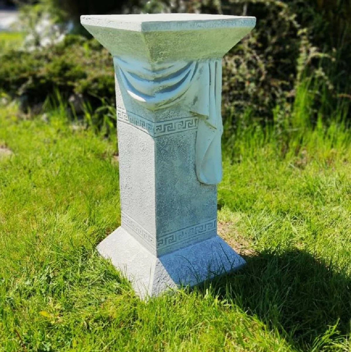 Casa Padrino Pilar Barroco Gris 30 x 30 x A. 66 cm - Magn¨ªfica Pilar de Jard¨ªn de Estilo Barroco - Decoraci¨®n Pilar de Piedra Cuadrada - Accesorios de Decoraci¨®n de Terrazas y Jardines Barrocos