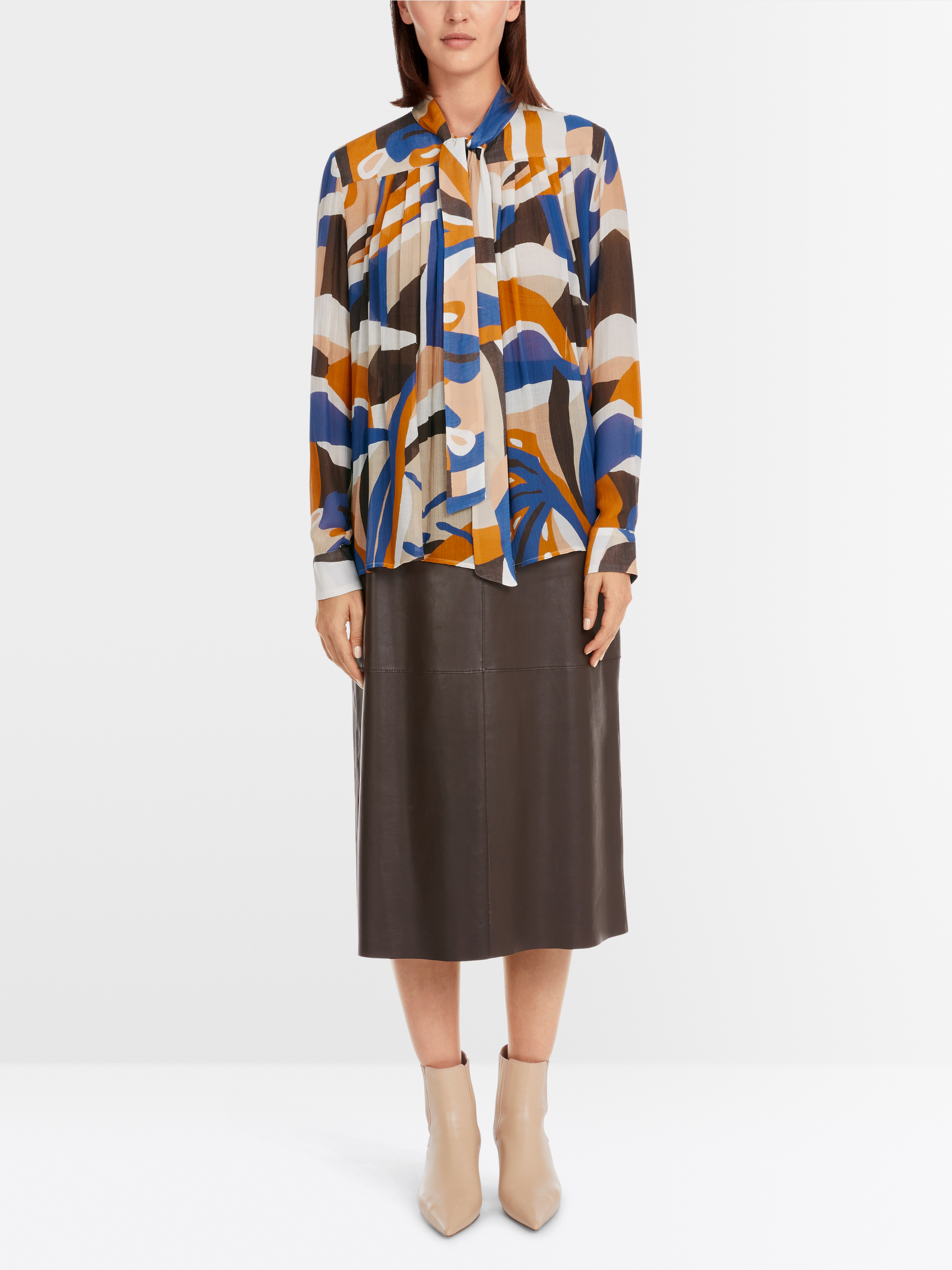 Marc-Cain Tie-neck blouse in arty design