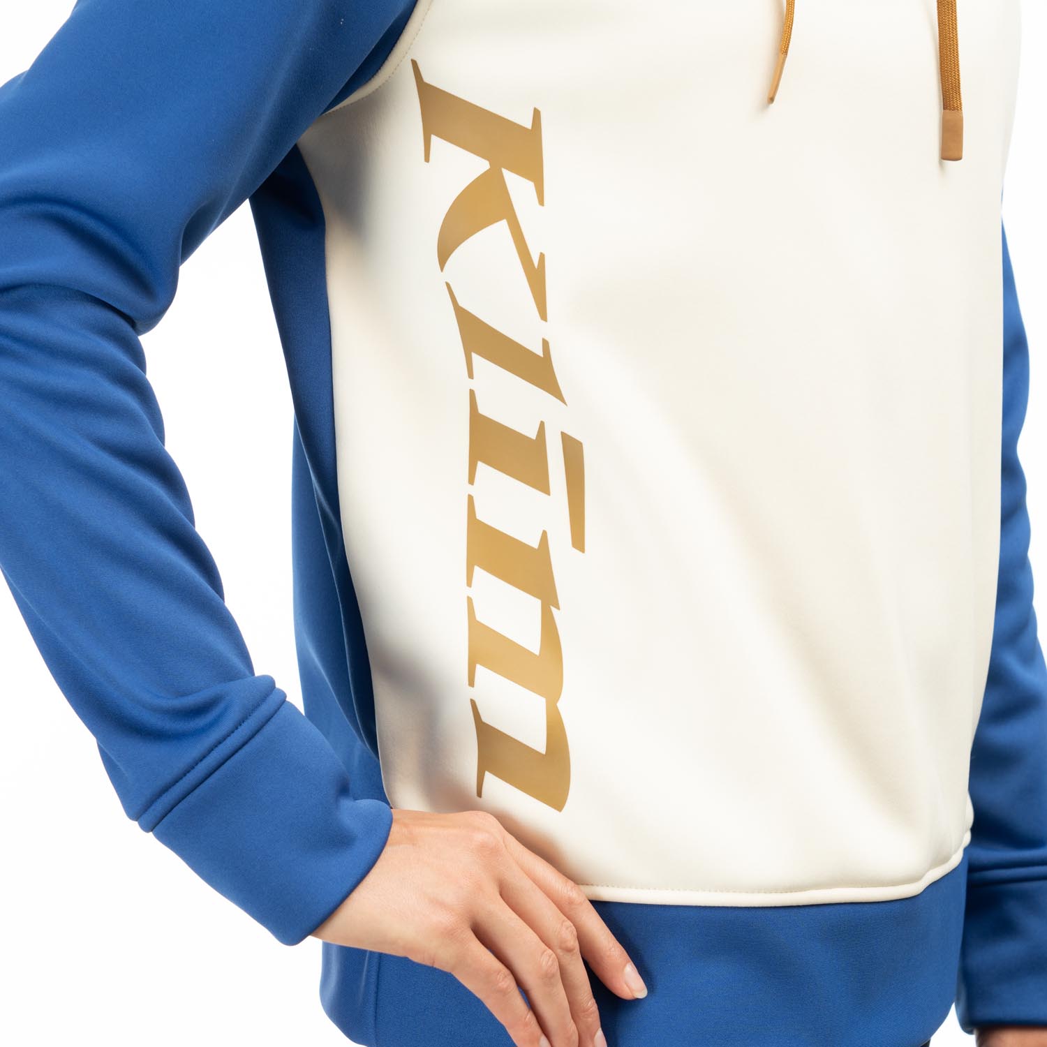 Accelerate Pullover