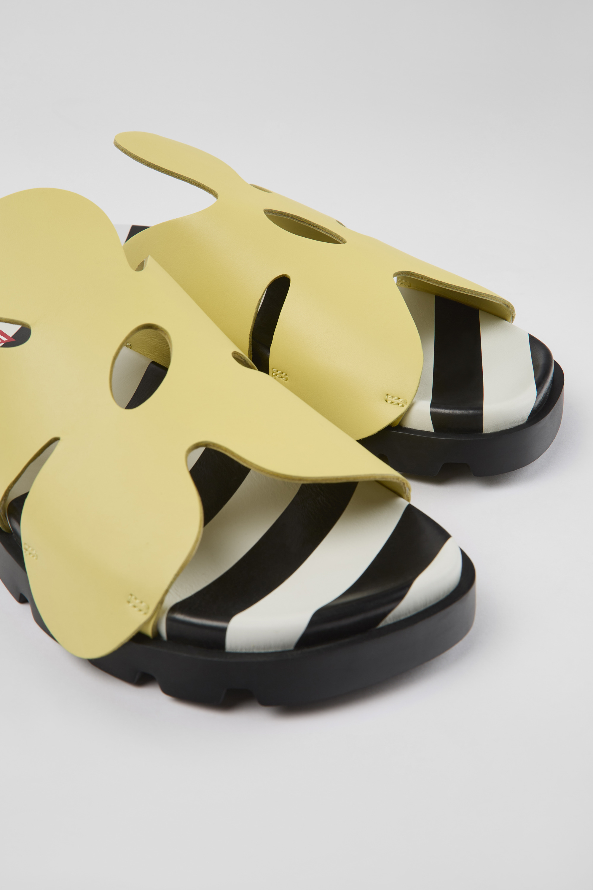 Twins - Yellow leather sandals for men
