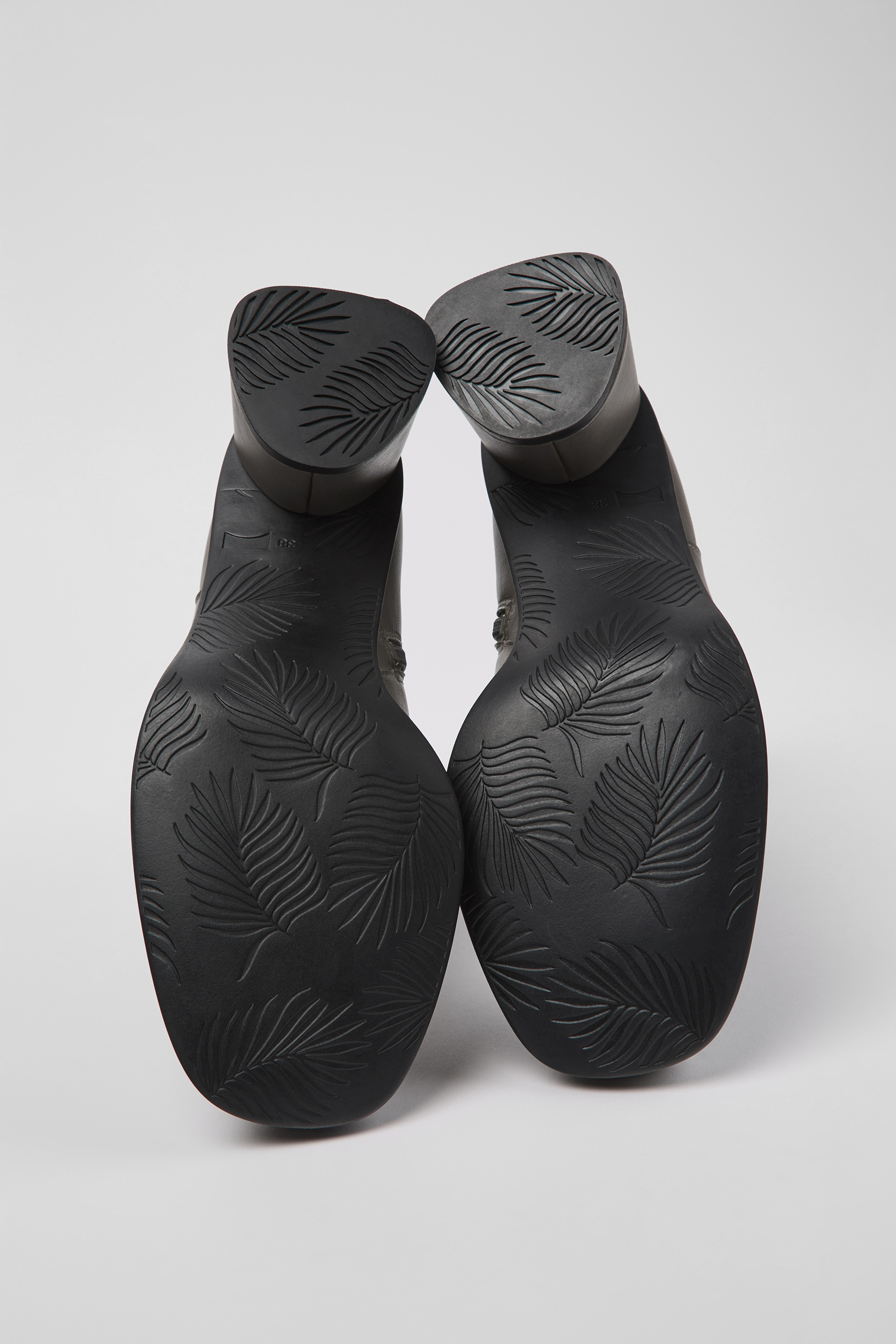 Kiara - Gray leather and recycled PET boots for women