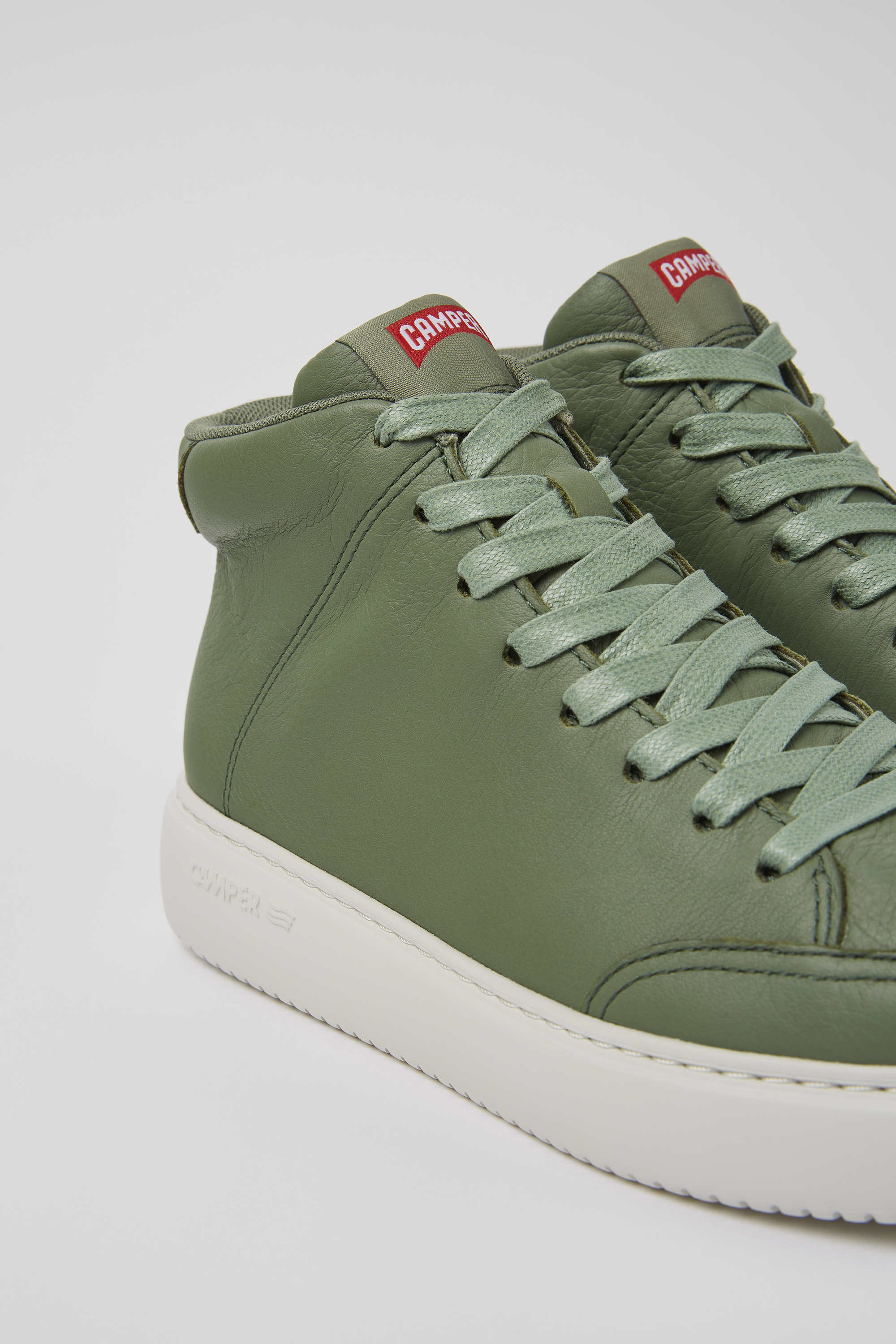Runner K21 - Green leather sneakers for women