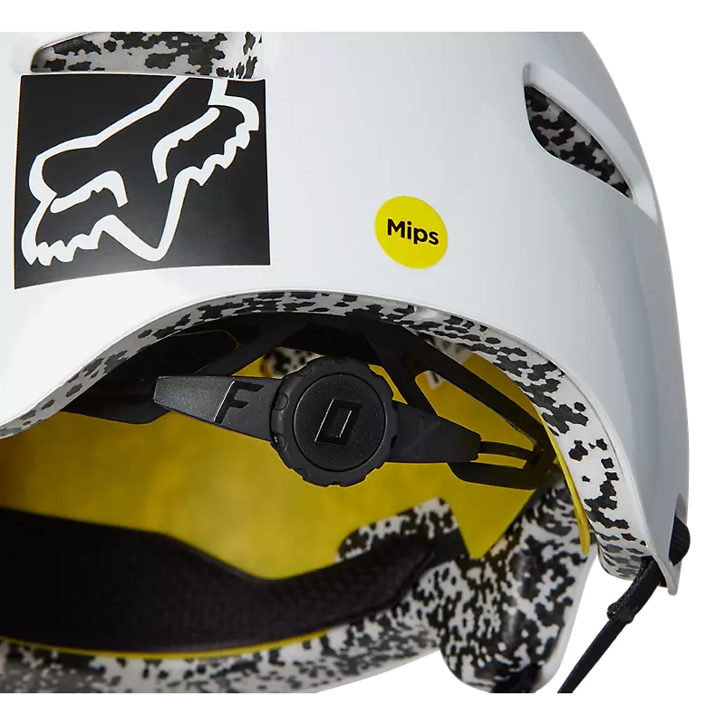 Flight Pro Helmet