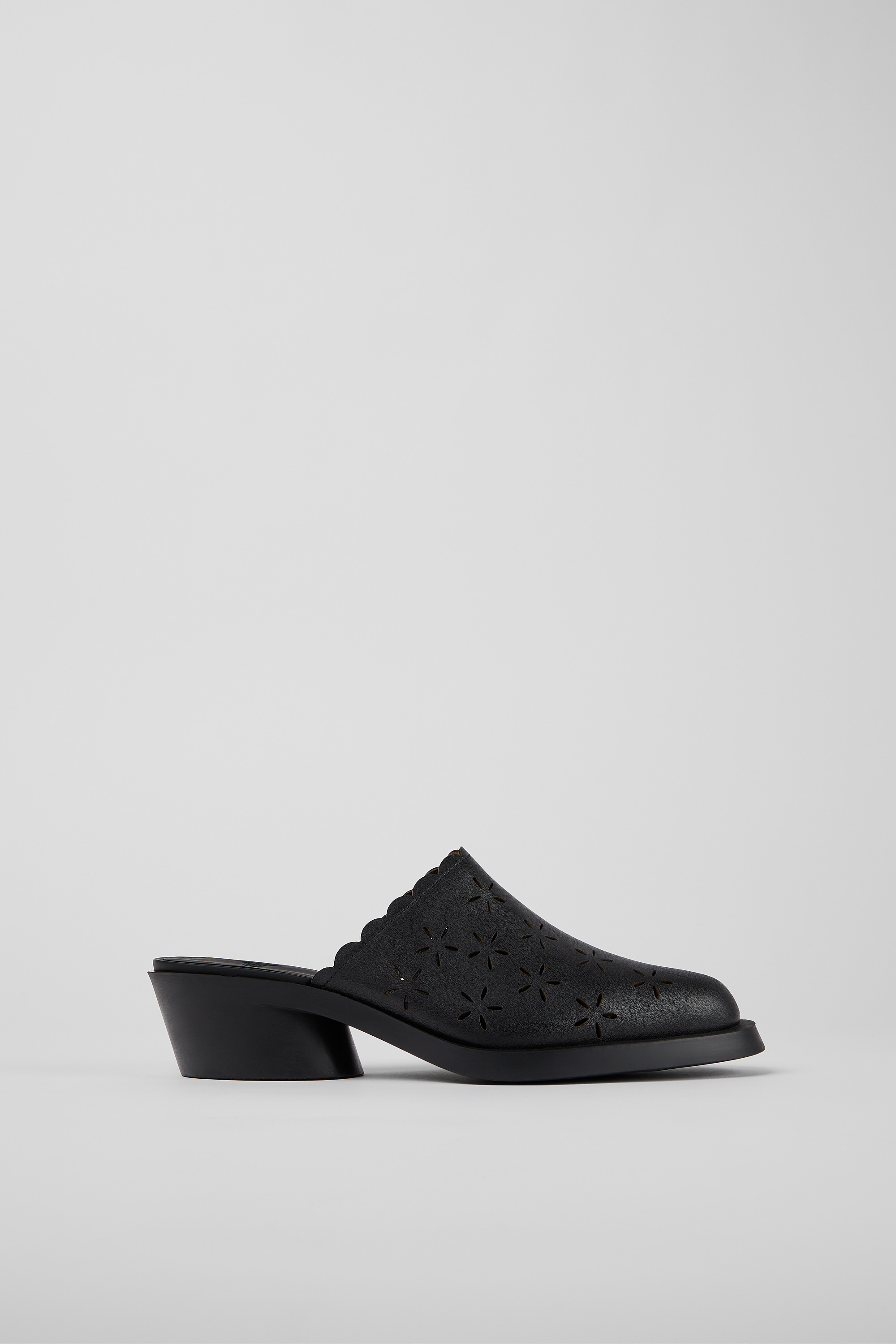 Bonnie - Black leather mules for women