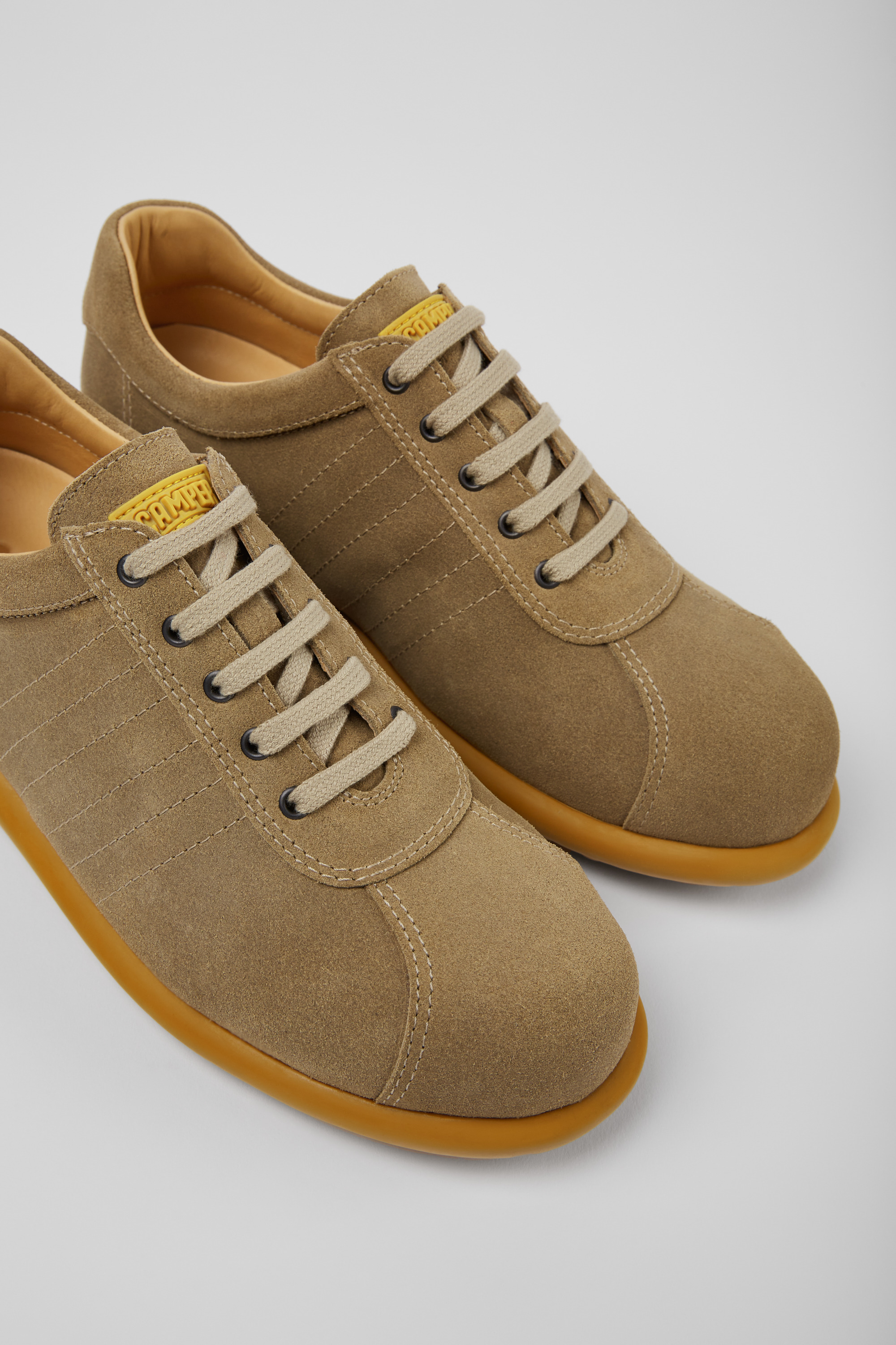 Pelotas - Beige leather shoes for women