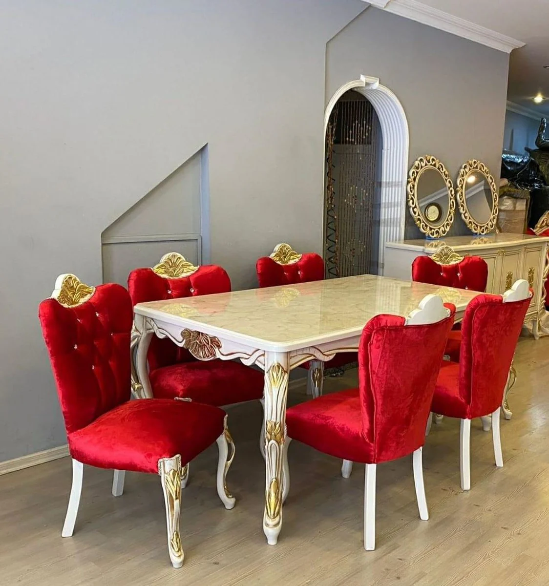 Casa Padrino conjunto de comedor barroco de lujo rojo / blanco / oro - 1 Mesa de Comedor Barroco y 6 Sillas de Comedor Barroco con Pedrer¨ªa - Muebles de comedor estilo barroco - Muebles barrocos
