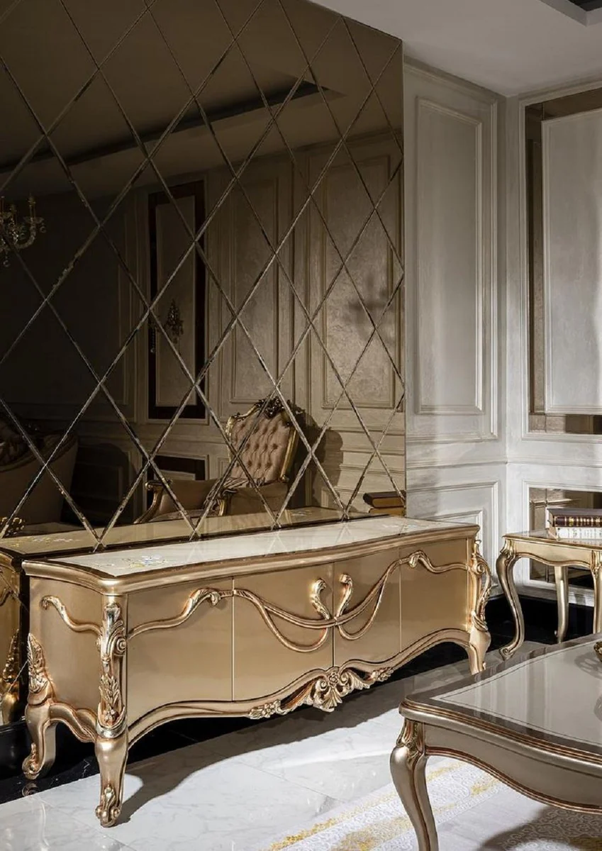 Casa Padrino armario de TV barroco de lujo white / gold - Magnífico aparador de salón con 4 puertas - Muebles de salón barrocos