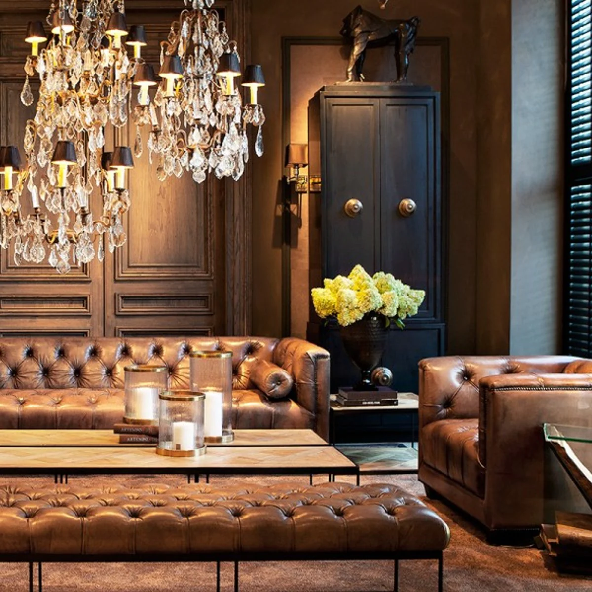 Casa Padrino Luxury Cabinet Black Solid Wood Brass Handles - Living Room Cabinet Baroque Art Nouveau Rococo Shop Furnishings - Luxury Hotel & Boutique Furniture