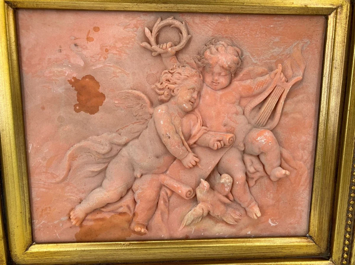 Casa Padrino relieve de pared barroco rosa / oro 39,5 x A. 34 cm - Decoración de pared de estilo antiguo relieve de yeso con marco magnífico - Estilo barroco accesorios decorativos