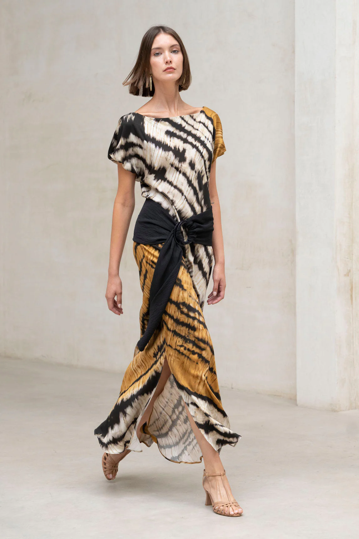 Rivera-spain Vestido Yungle estampado mostaza y negro