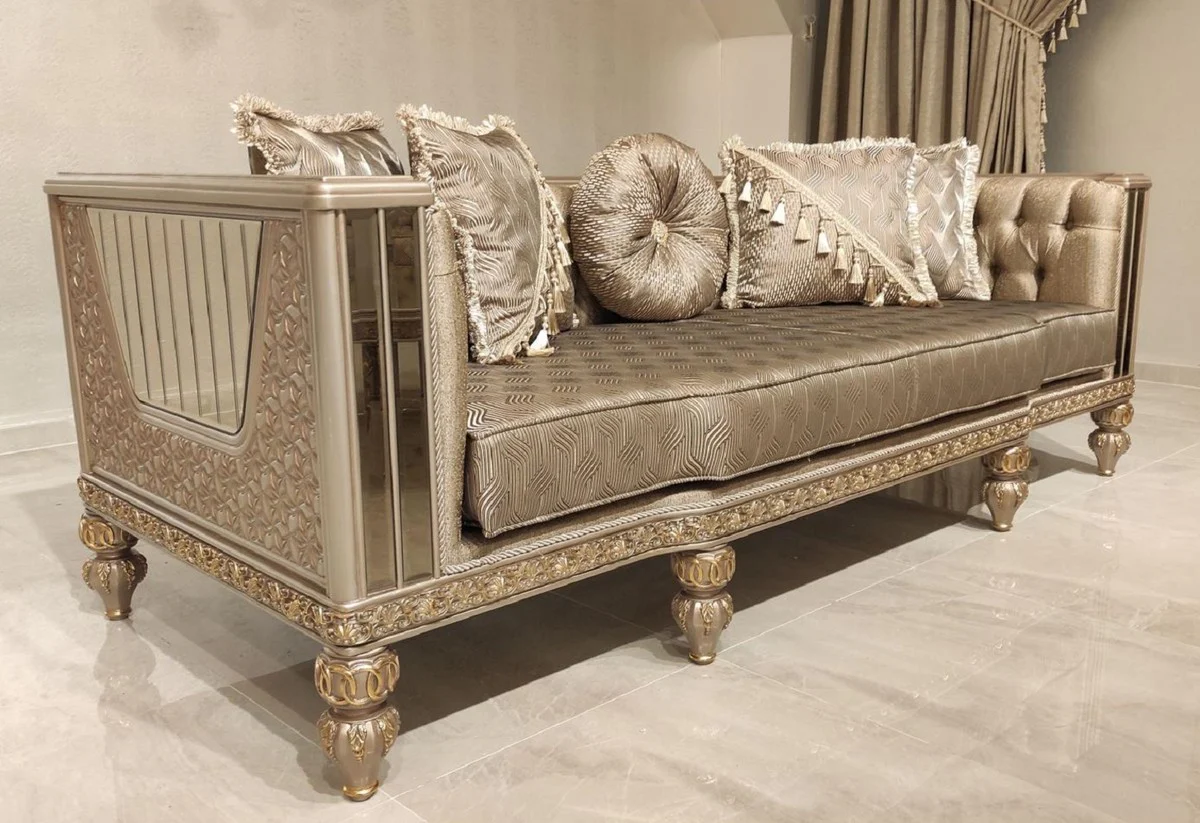 Casa Padrino sof¨¢ barroco Chesterfield de lujo oro / gris / oro - Magn¨ªfico sof¨¢ de sal¨®n - Muebles de sal¨®n estilo barroco - Muebles de lujo estilo barroco - Muebles barrocos