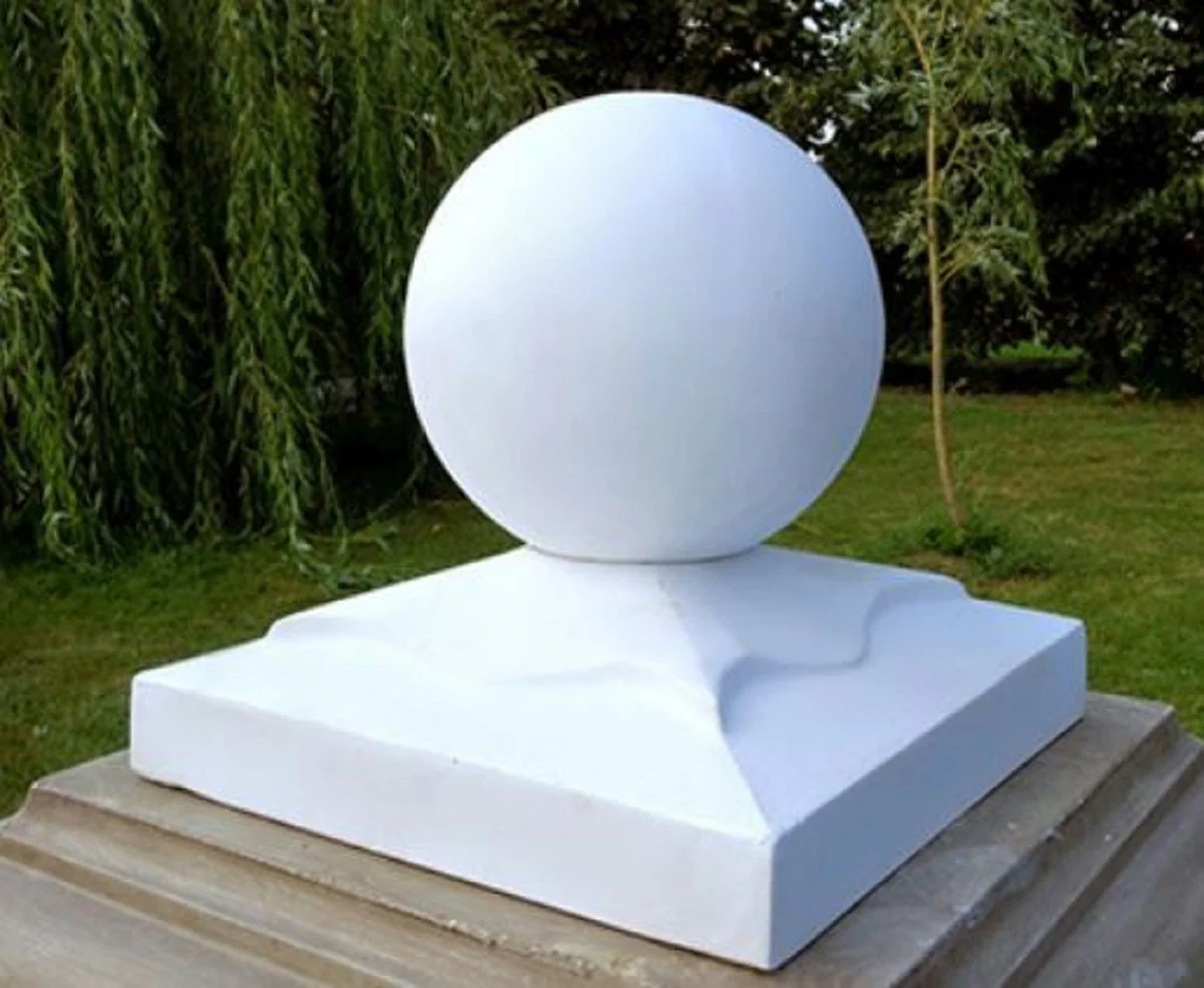 Casa Padrino Bala de Cañón Barroco con Soporte Blanco 45 x 45 x A. 42 cm - Decoración Barroco de Jardín - Decoración de Jardín en Estilo Barroco - Accesorios de Decoración Barroco de Jardín