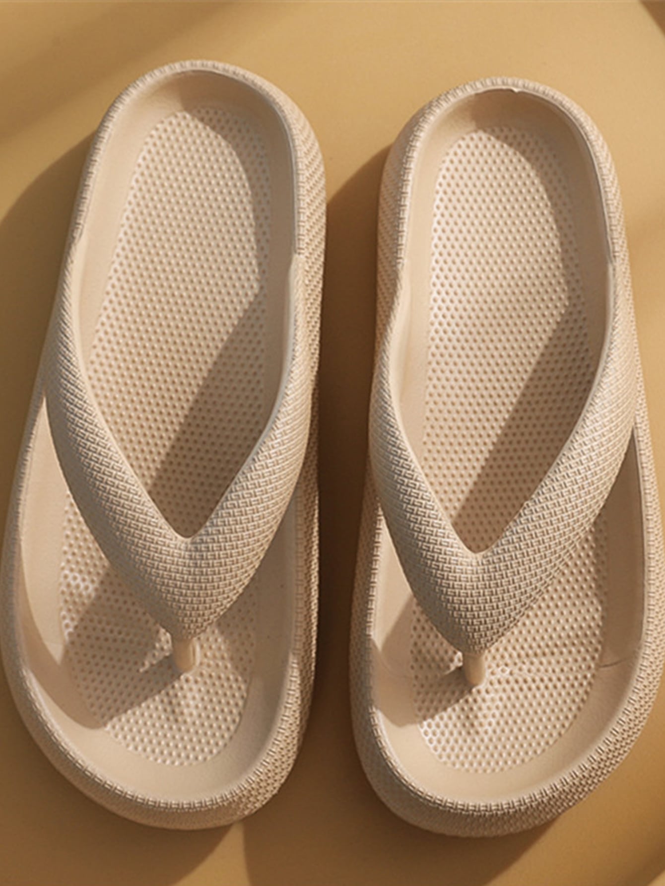 Women’s Minimalist Flip Flops, Outdoor Beach Travel Shoes