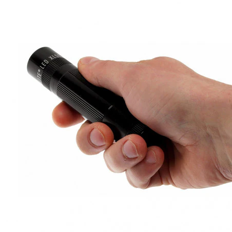 Maglite® Led XL50 3 AAA negra - Linterna de bolsillo