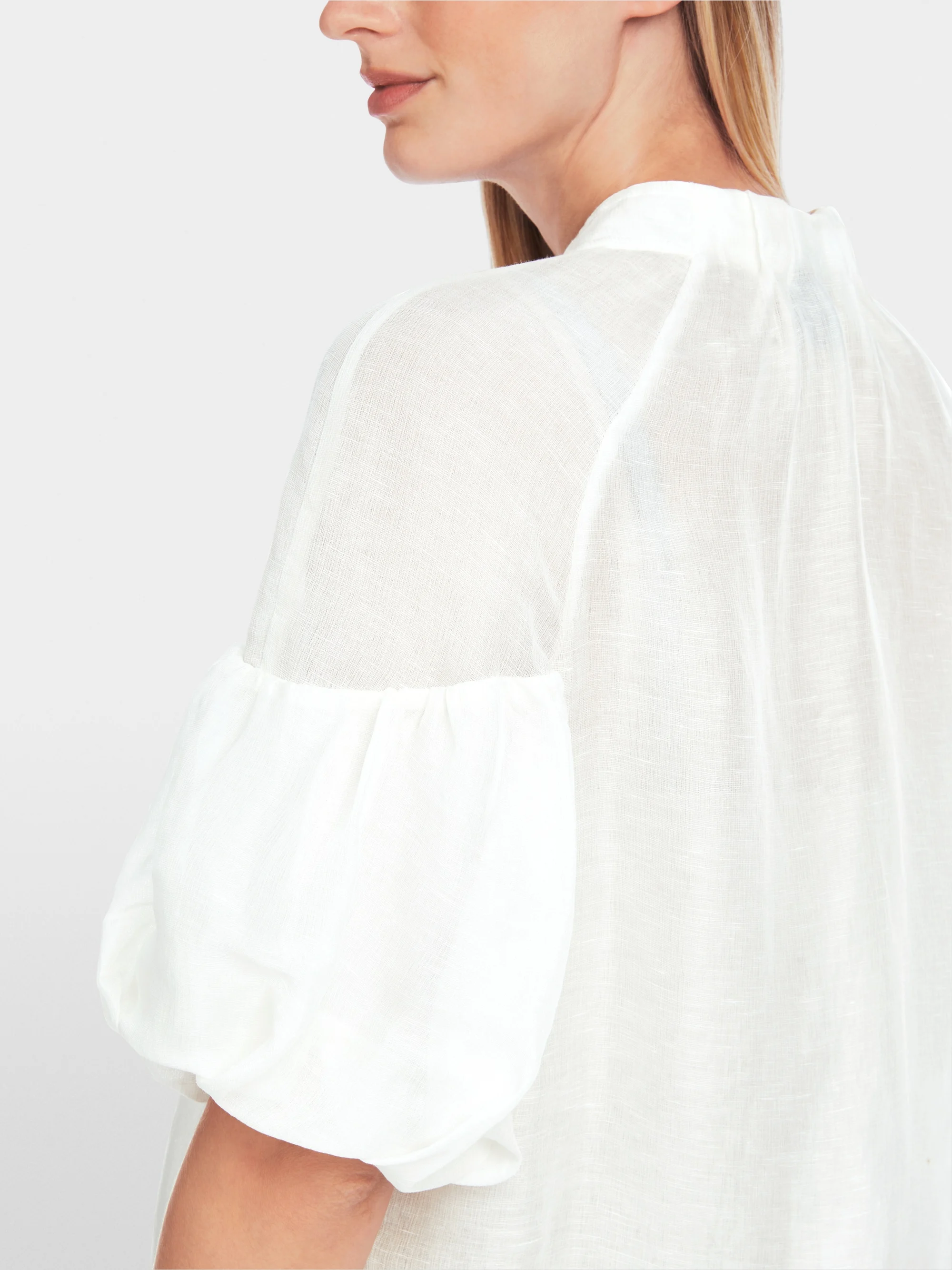 Marc-Cain Plain blouse with balloon sleeves