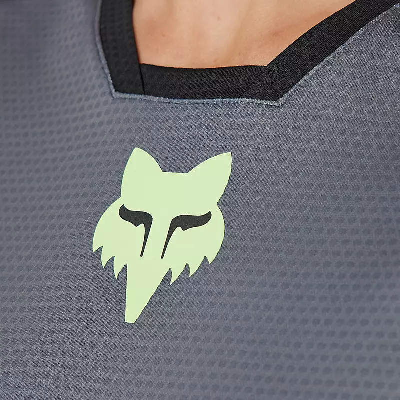 Womens Defend Race Jersey