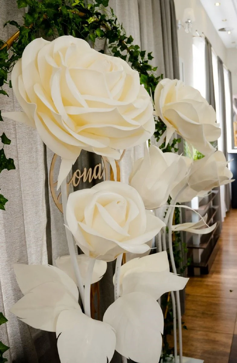 Casa Padrino conjunto de 6 rosas decorativas XXL de lujo blanco / crema Ø 55 x A. 180 cm - Accesorios decorativos para bodas