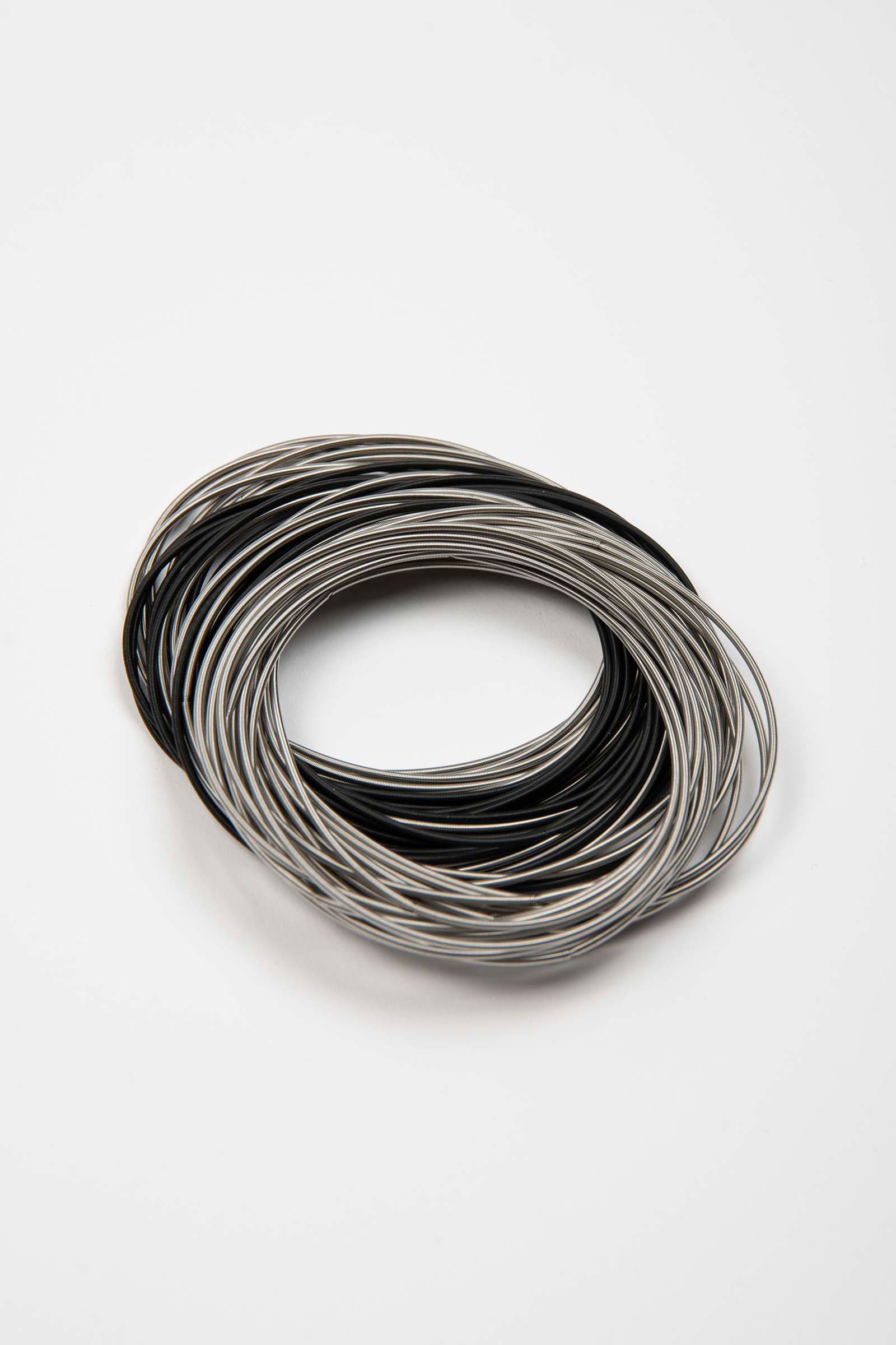 Rivera-spain Pulsera Eolienne plata y negro