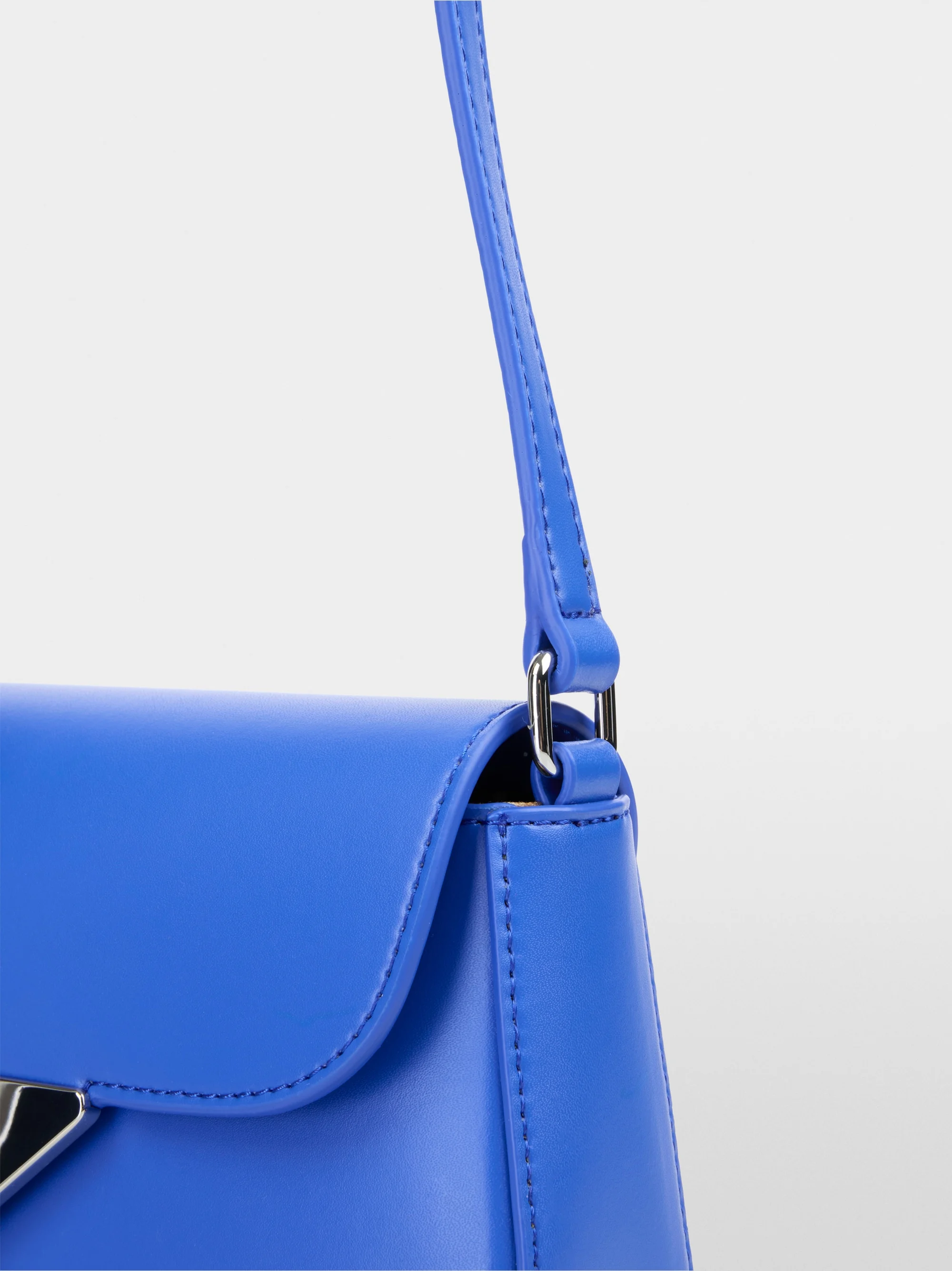 Marc-Cain Shoulder bag with logo fastener