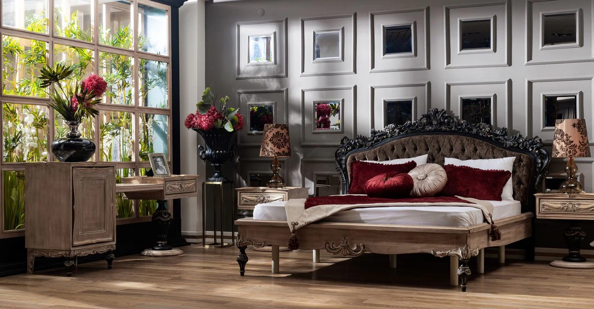 Casa Padrino conjunto de dormitorio barroco de lujo marrón oscuro / natural / negro / oro - 1 Cama Doble con Cabecera y 2 Mesitas de Noche - Muebles de dormitorio barroco - Noble y Magnífico