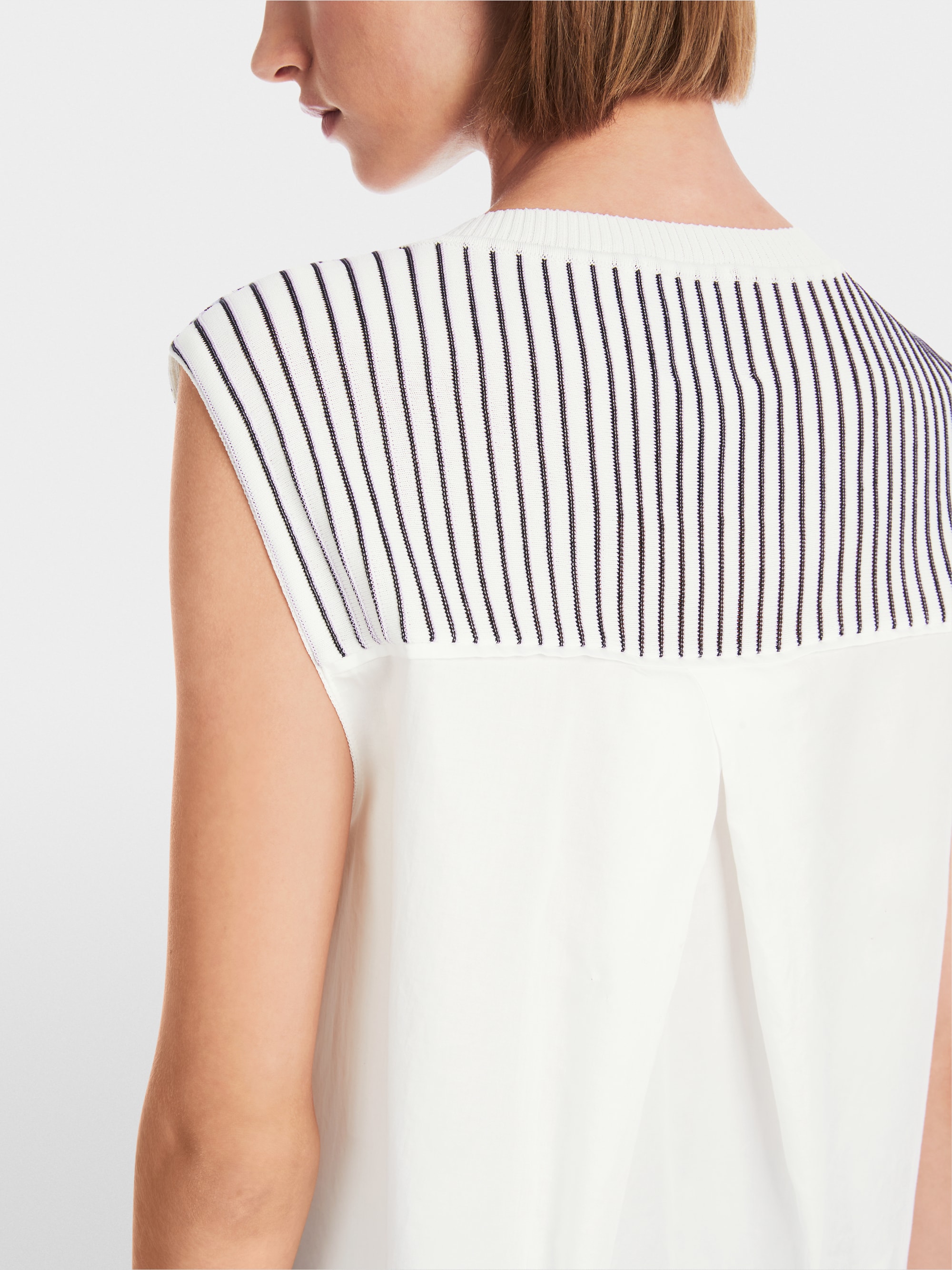 Marc-Cain Knitted in Germany patterned top