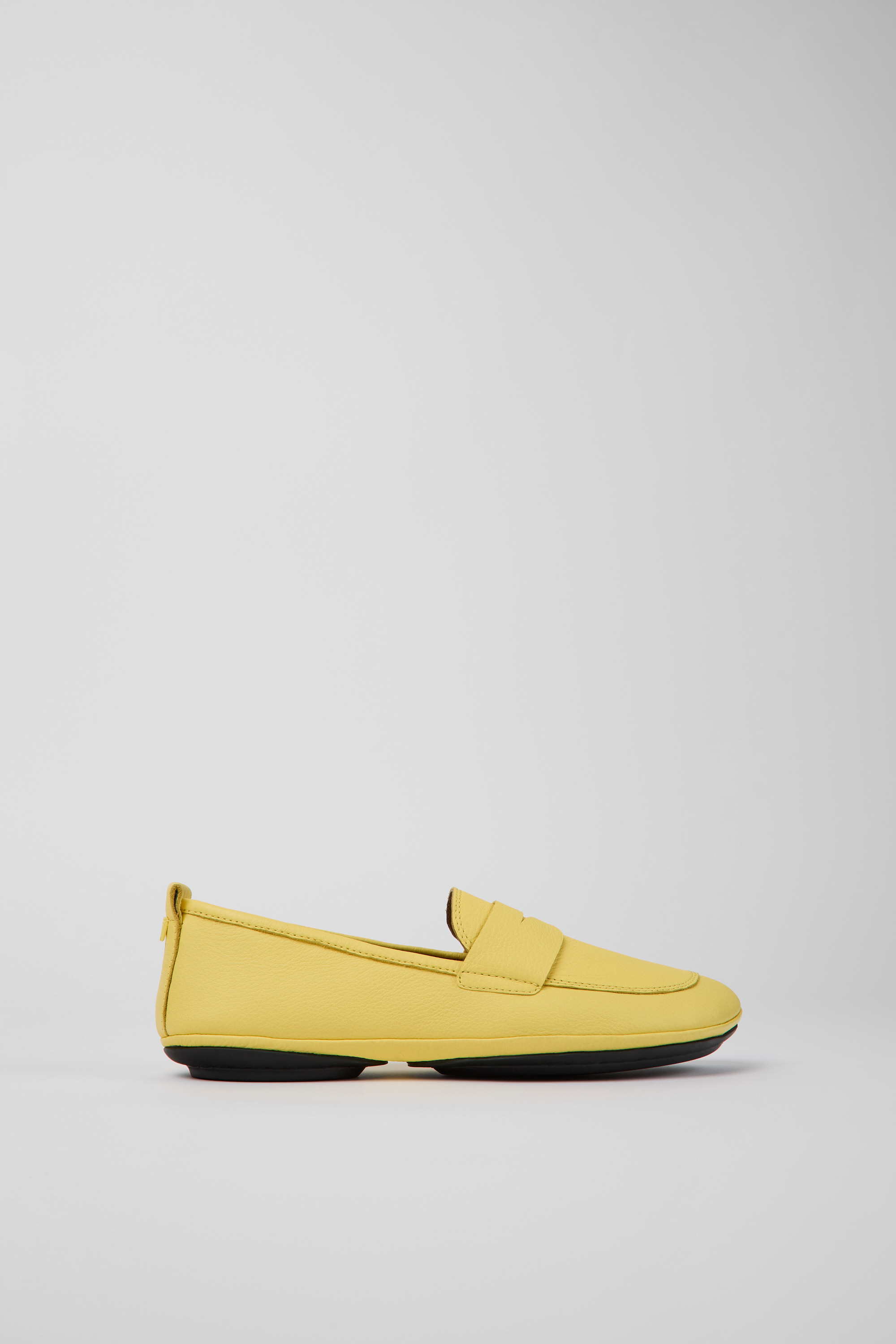 Right - Yellow leather shoes for women
