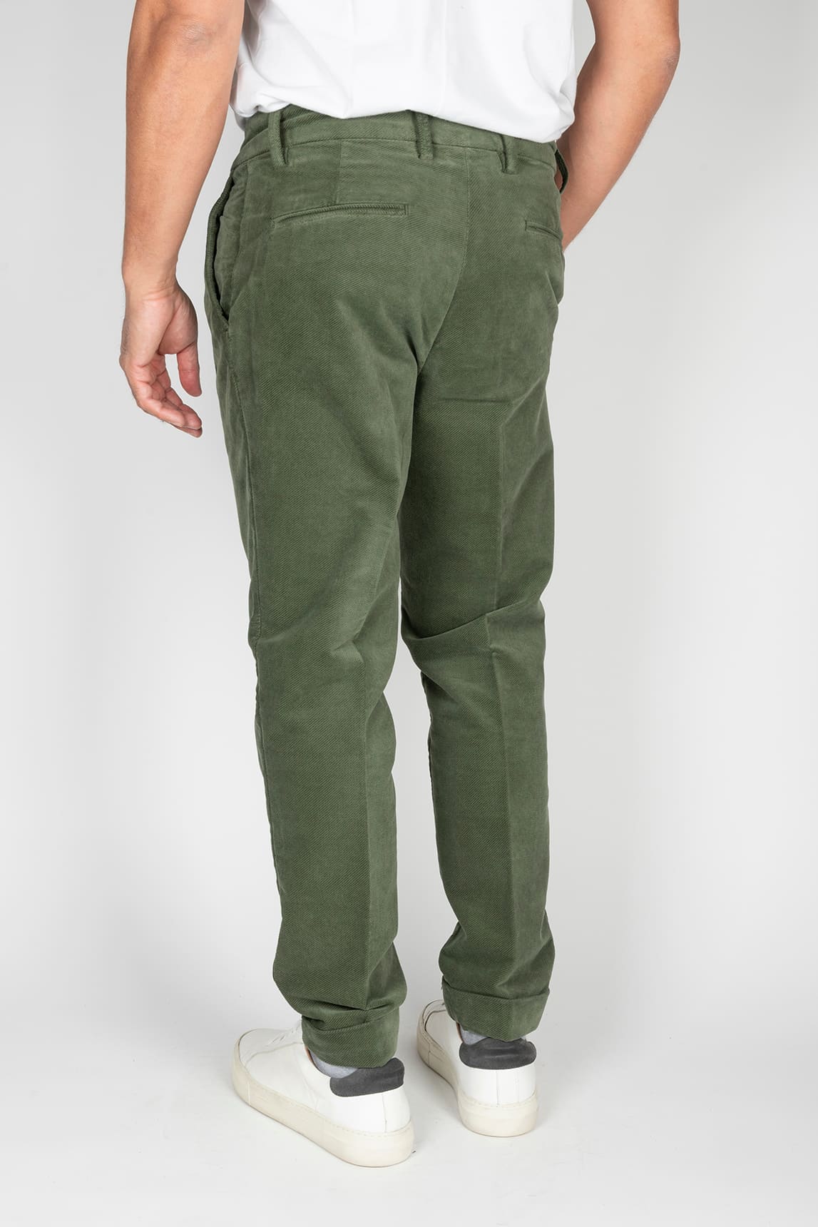 Rivera-spain Pantalón pinzas Paul Miranda de pana verde