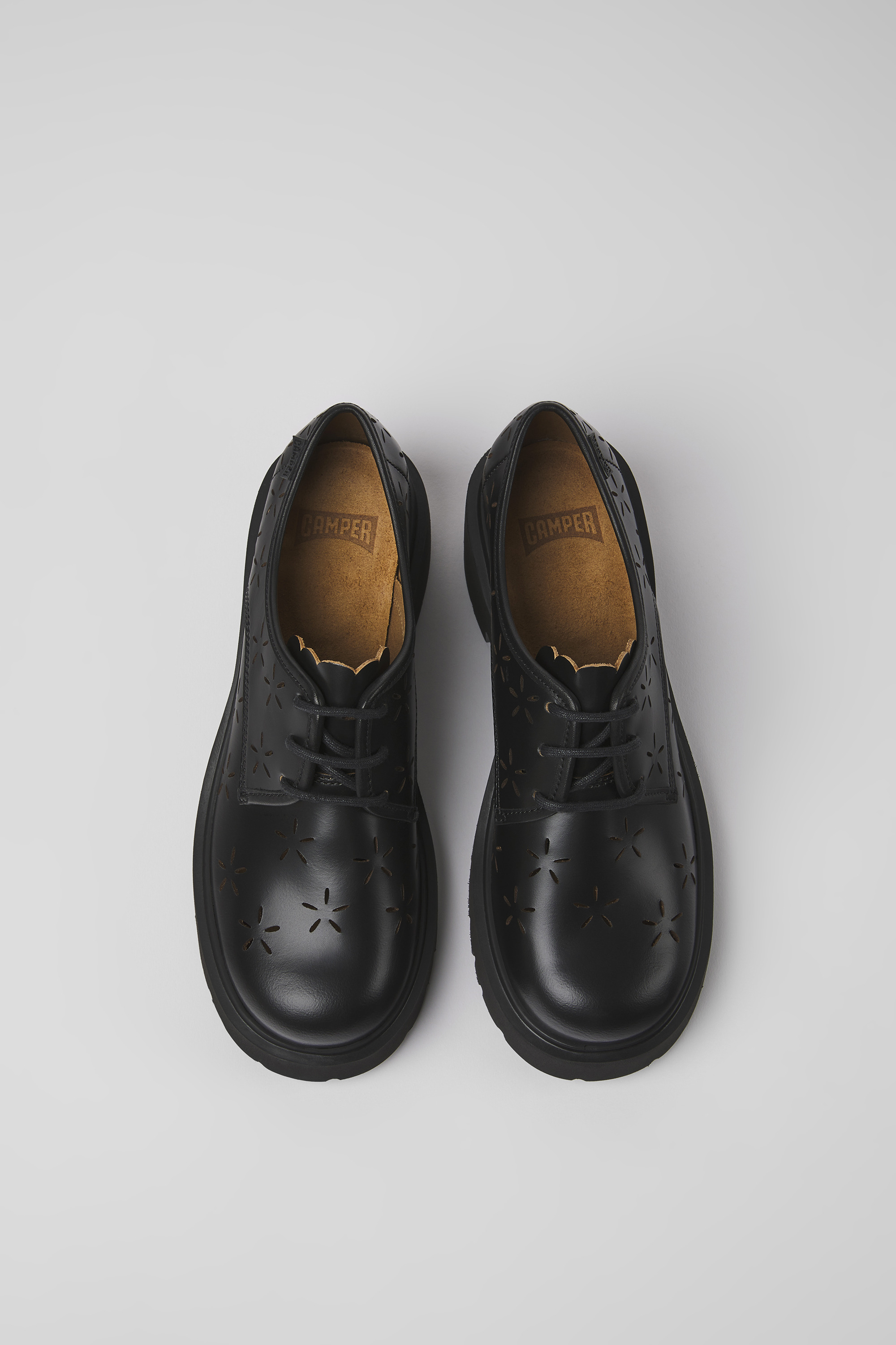 Milah - Black leather shoes for women