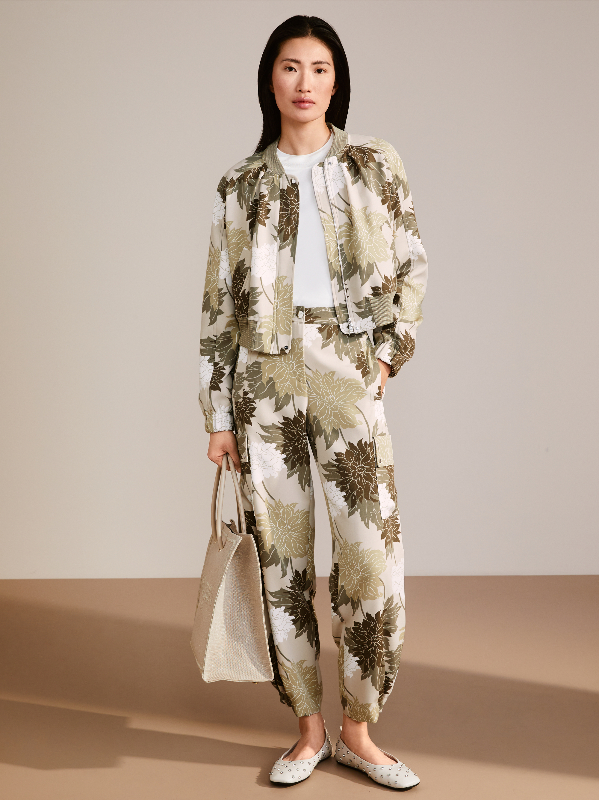 Marc-Cain RENTON cargo pants in floral design