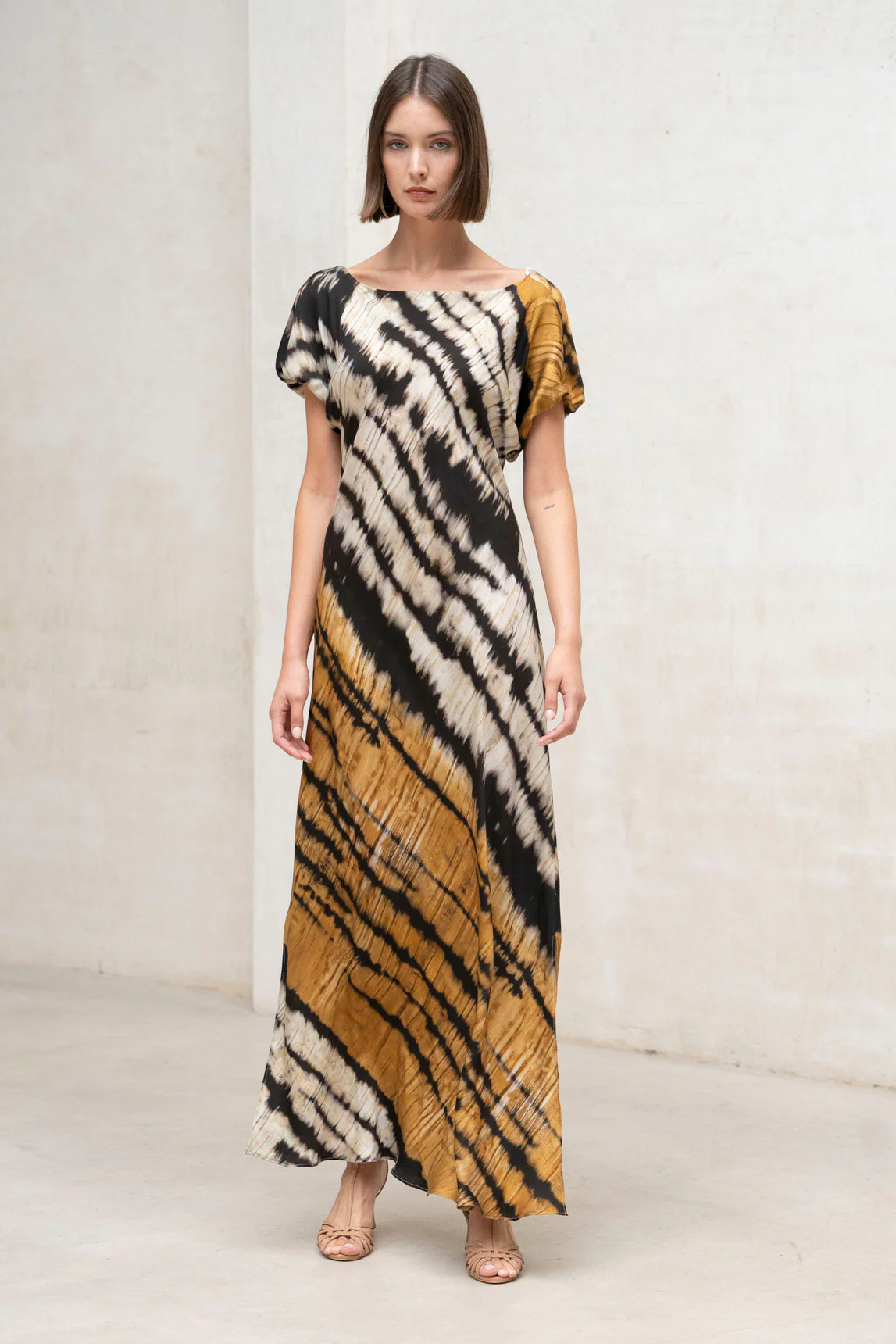 Rivera-spain Vestido Yungle estampado mostaza y negro