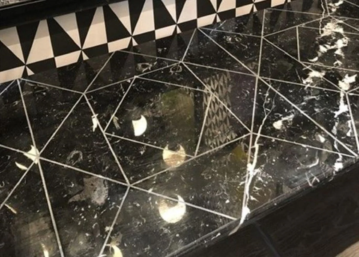 Casa Padrino consola Art Nouveau de lujo negro 200 x 60 x A. 84 cm - Consola noble con tablero de m¨¢rmol y estructura de hierro forjado hecho a manol - Muebles de Jard¨ªn de Patio de Sala de Estar