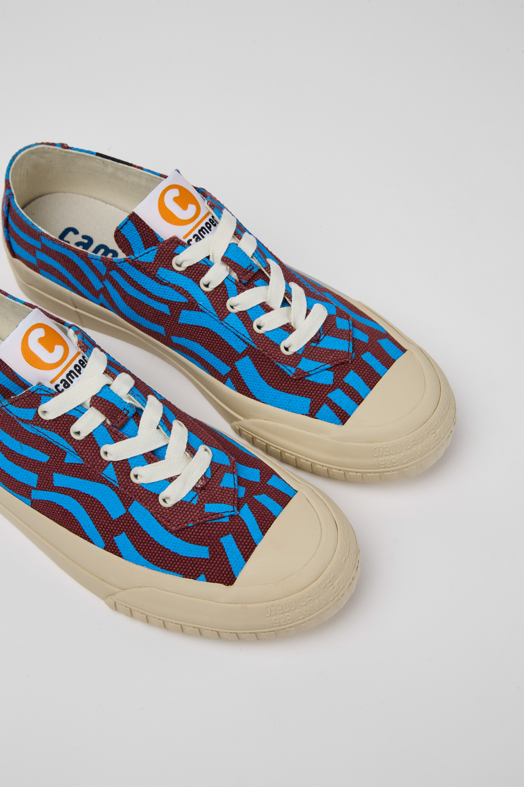 Camaleon - Blue and burgundy sneakers for women